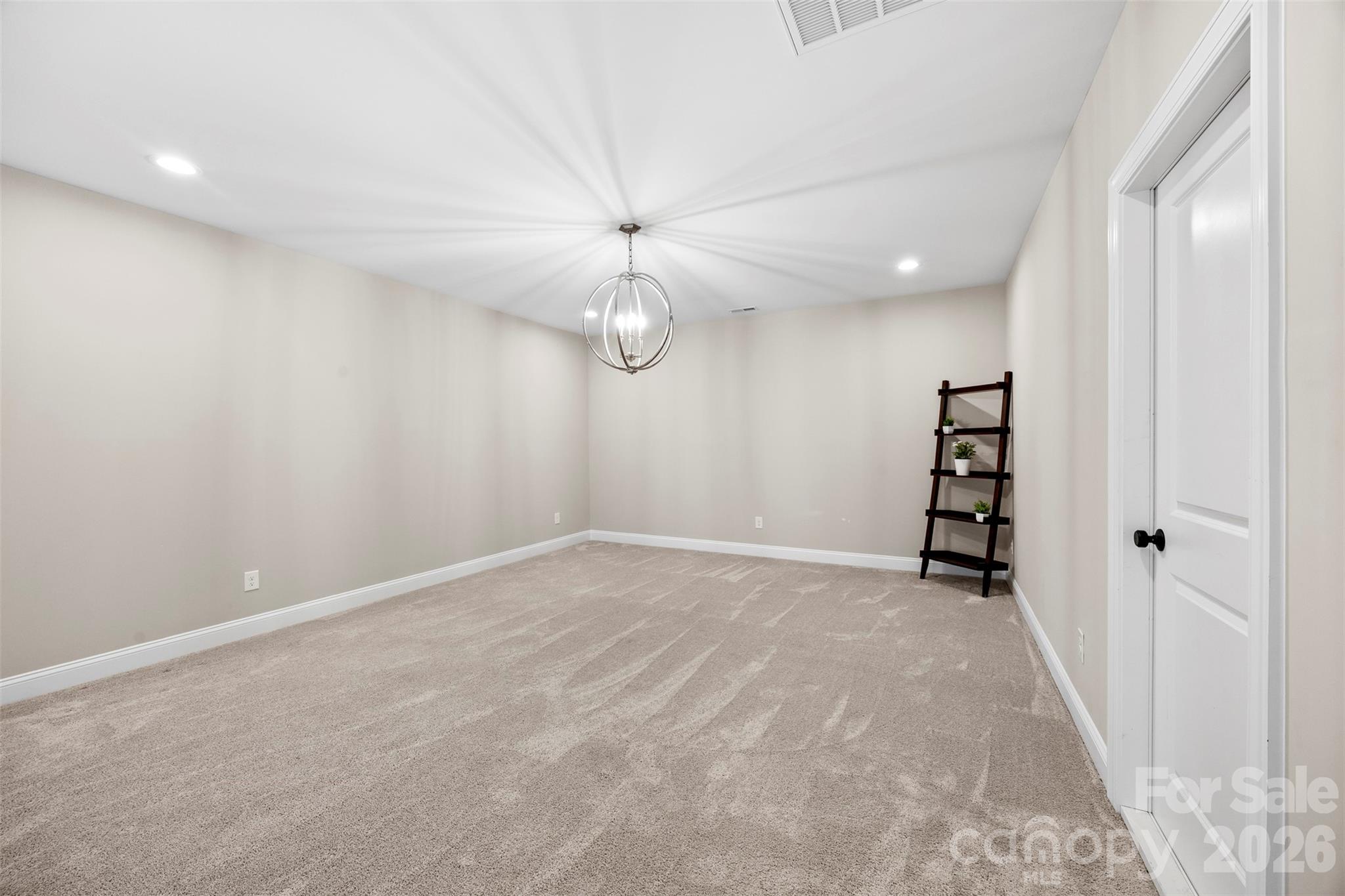 6039 Chimney Bluff Road — Lancaster