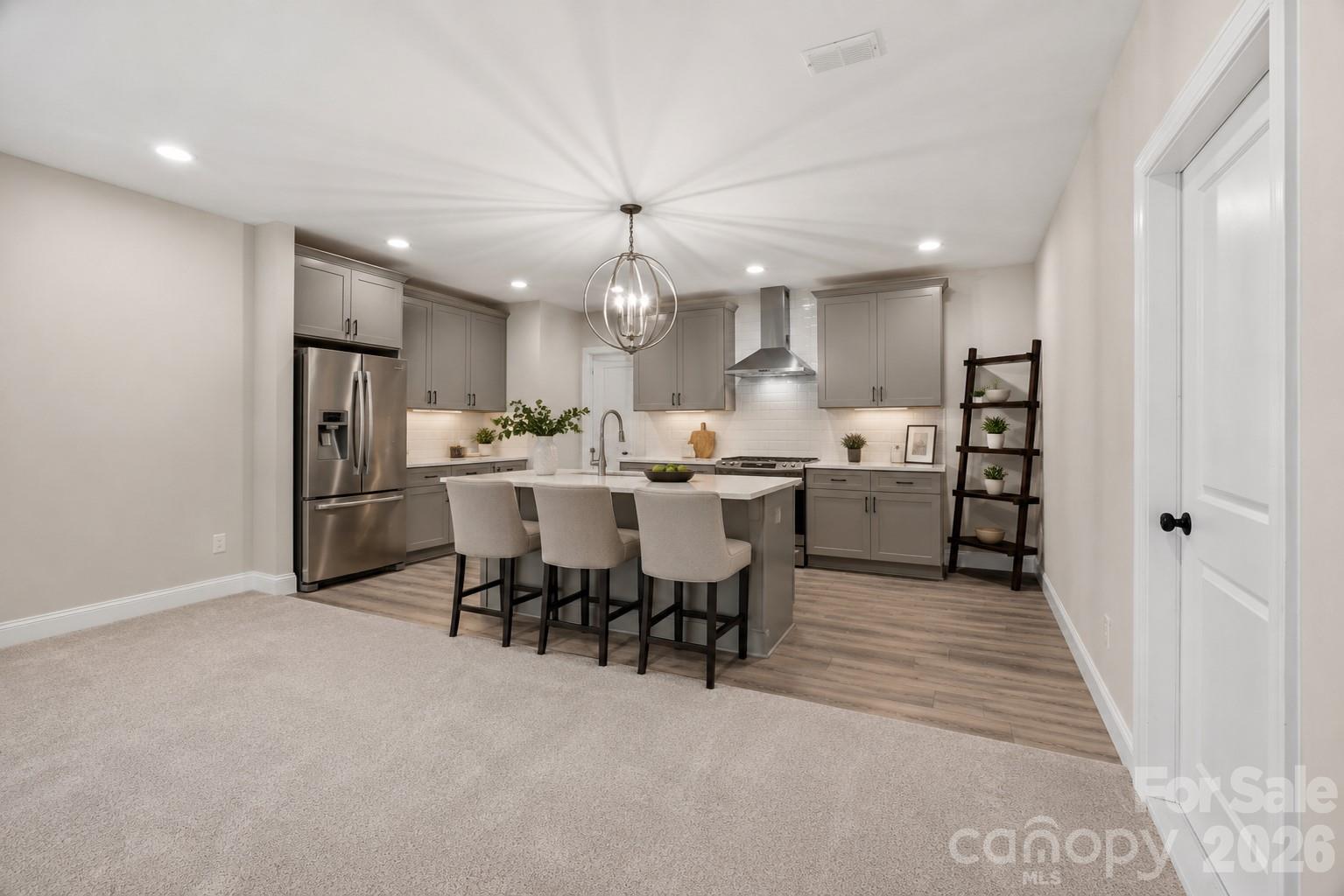 6039 Chimney Bluff Road — Lancaster