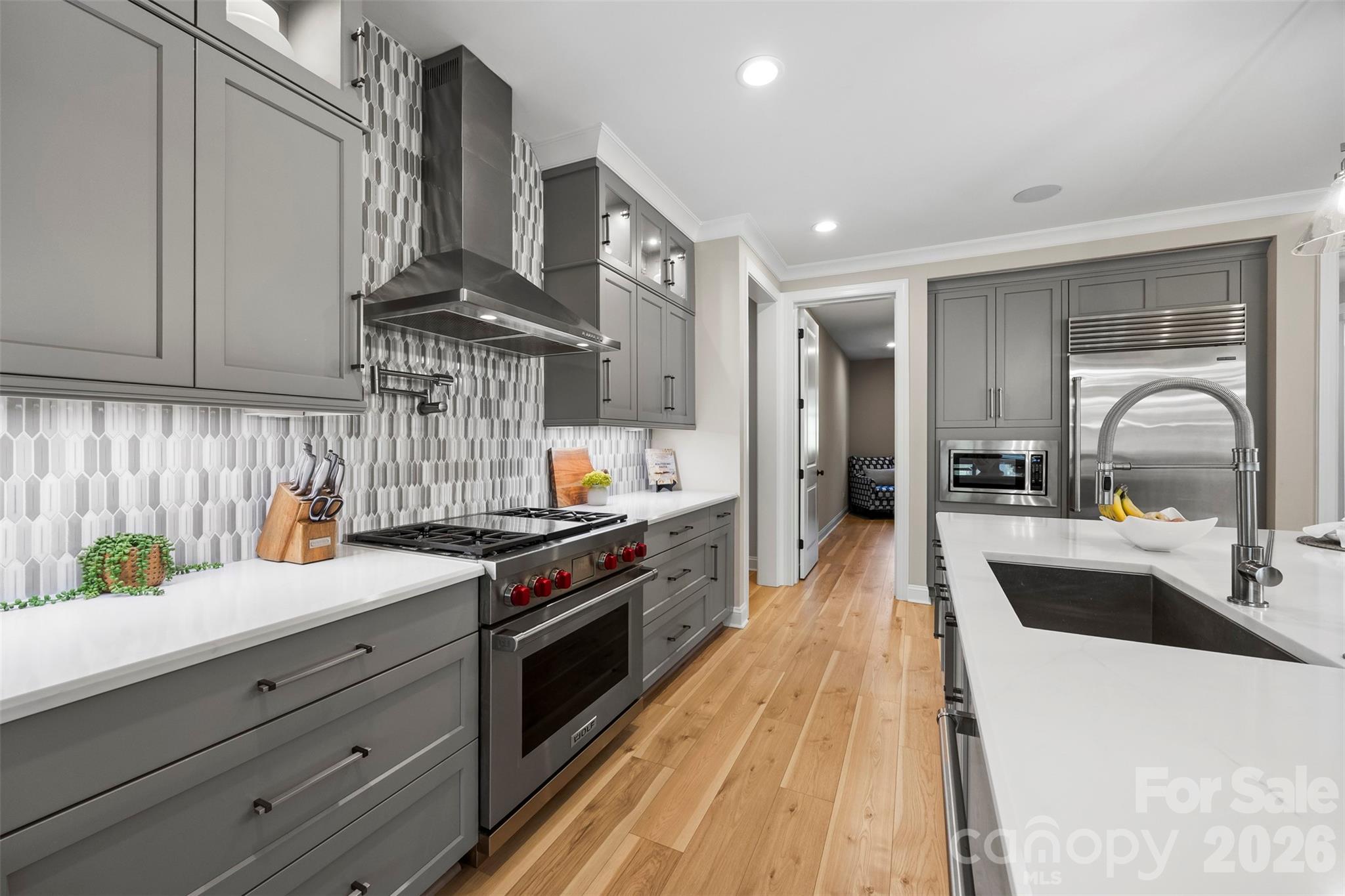 6039 Chimney Bluff Road — Lancaster