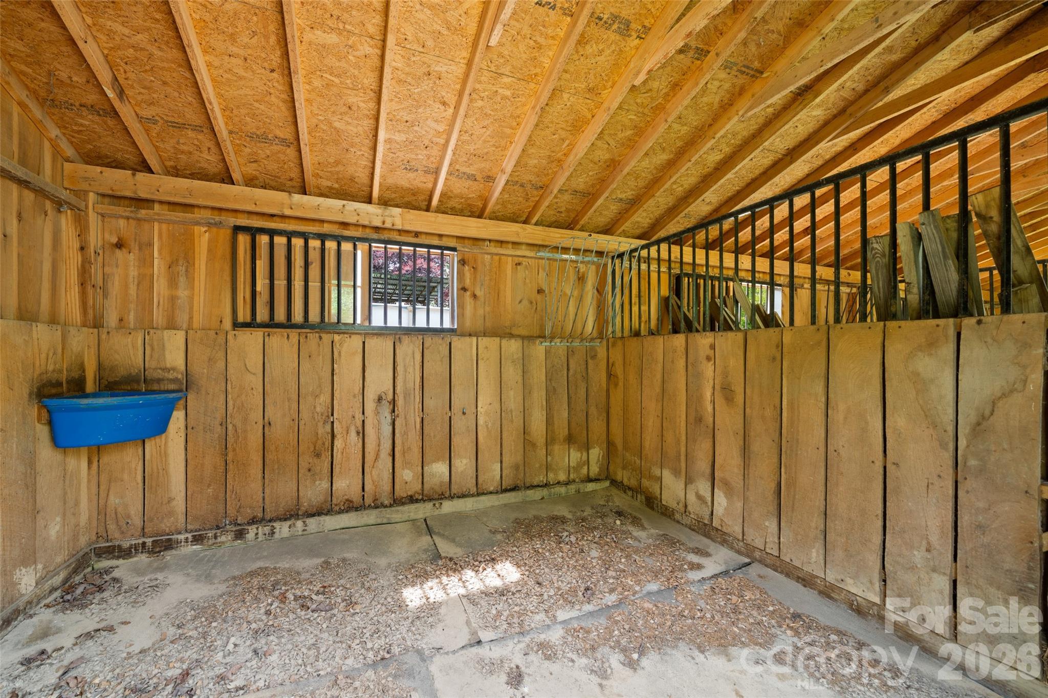 28 Cathys Cove Road — Hendersonville