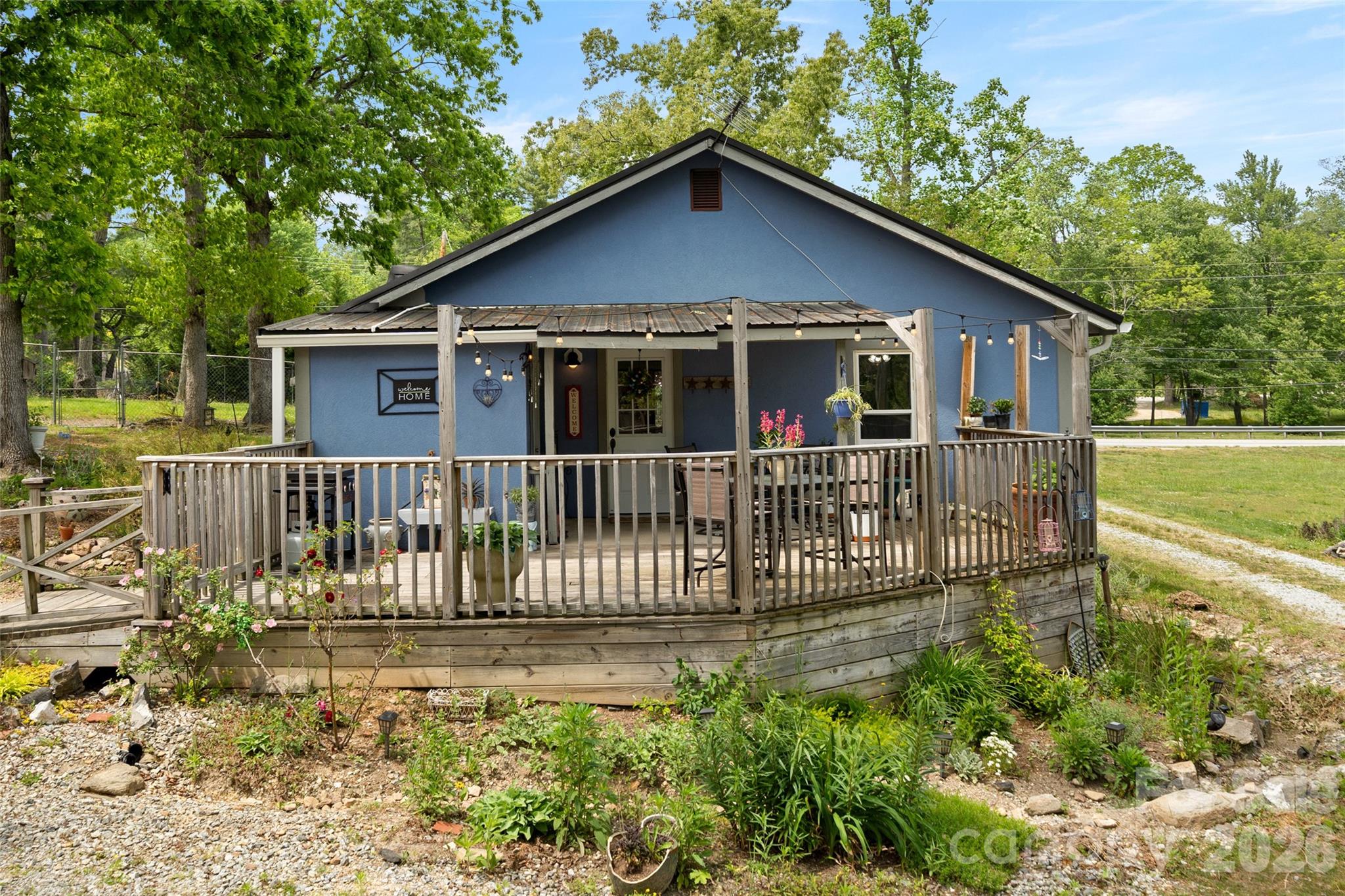 28 Cathys Cove Road — Hendersonville