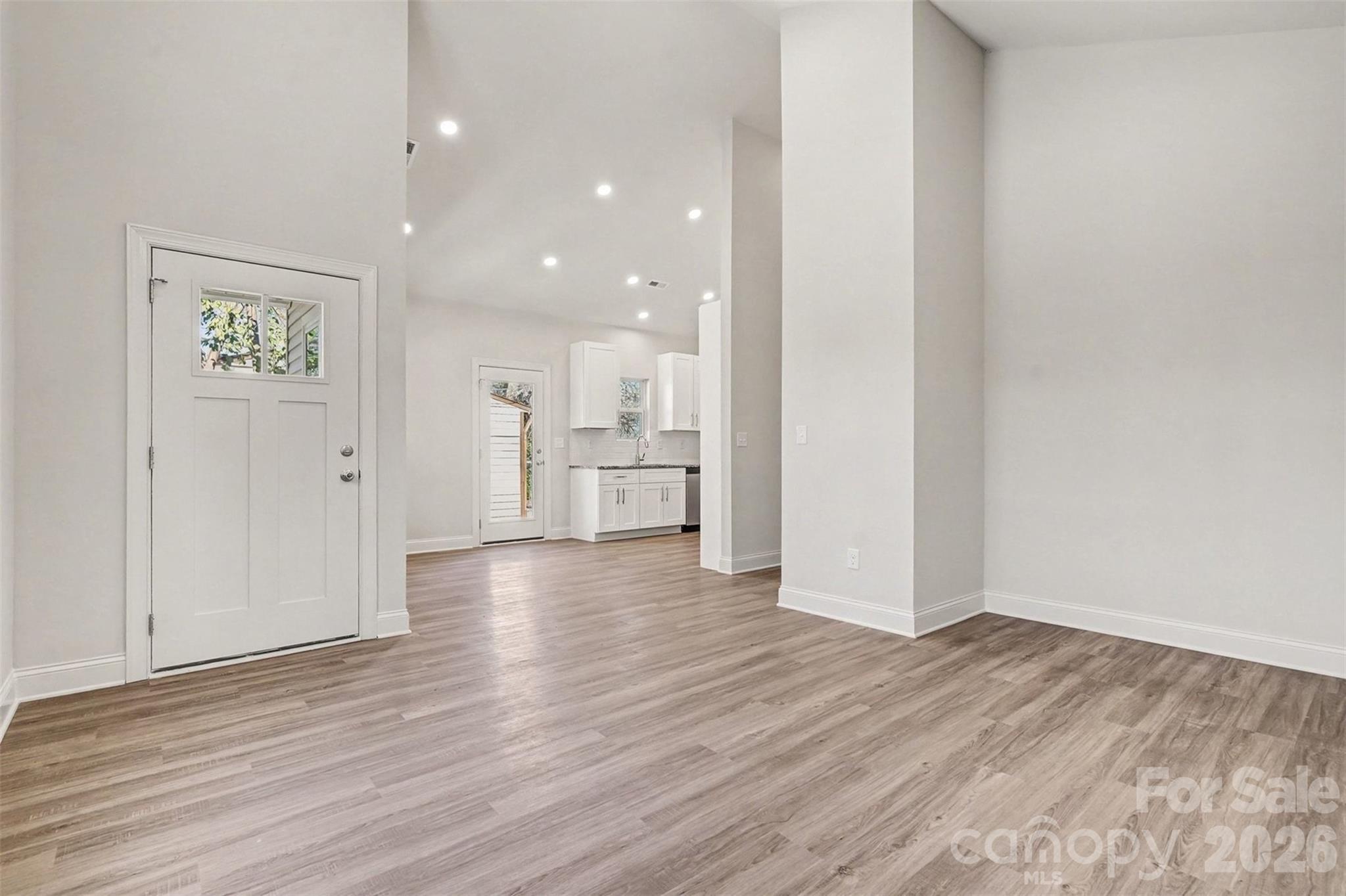 606 Lasalle Street — Monroe