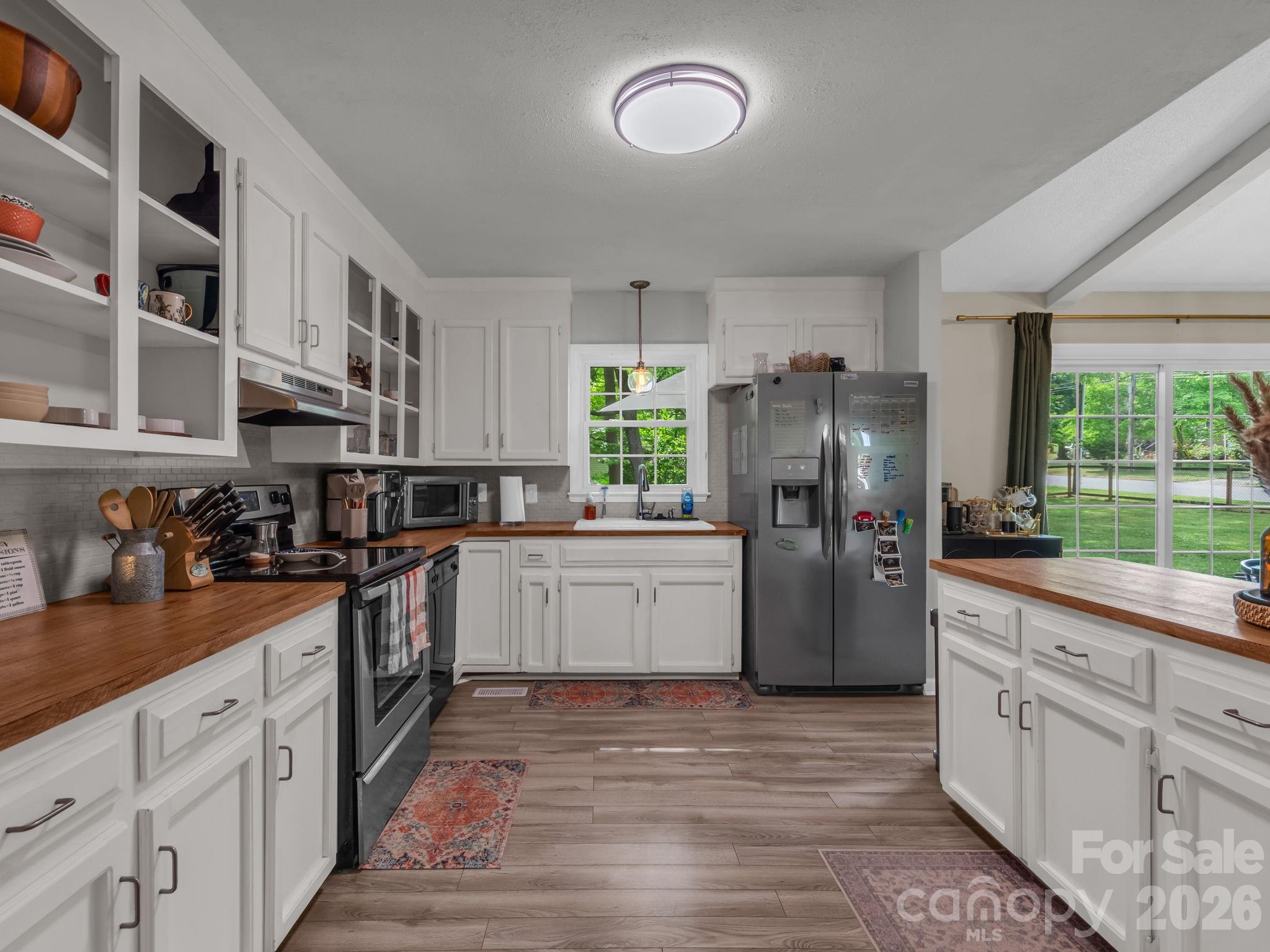 701 Hickory Hill Court — Gastonia