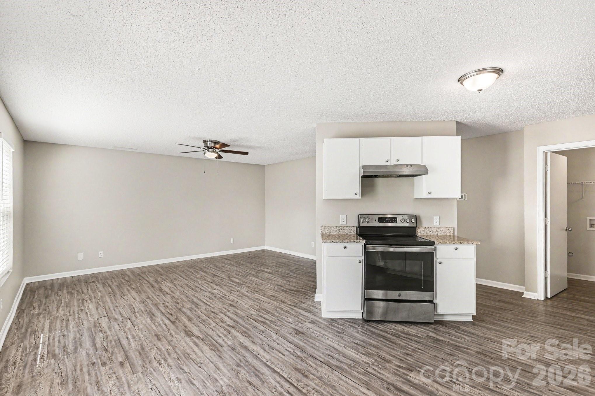 12425 Stowe Acres Drive — Charlotte