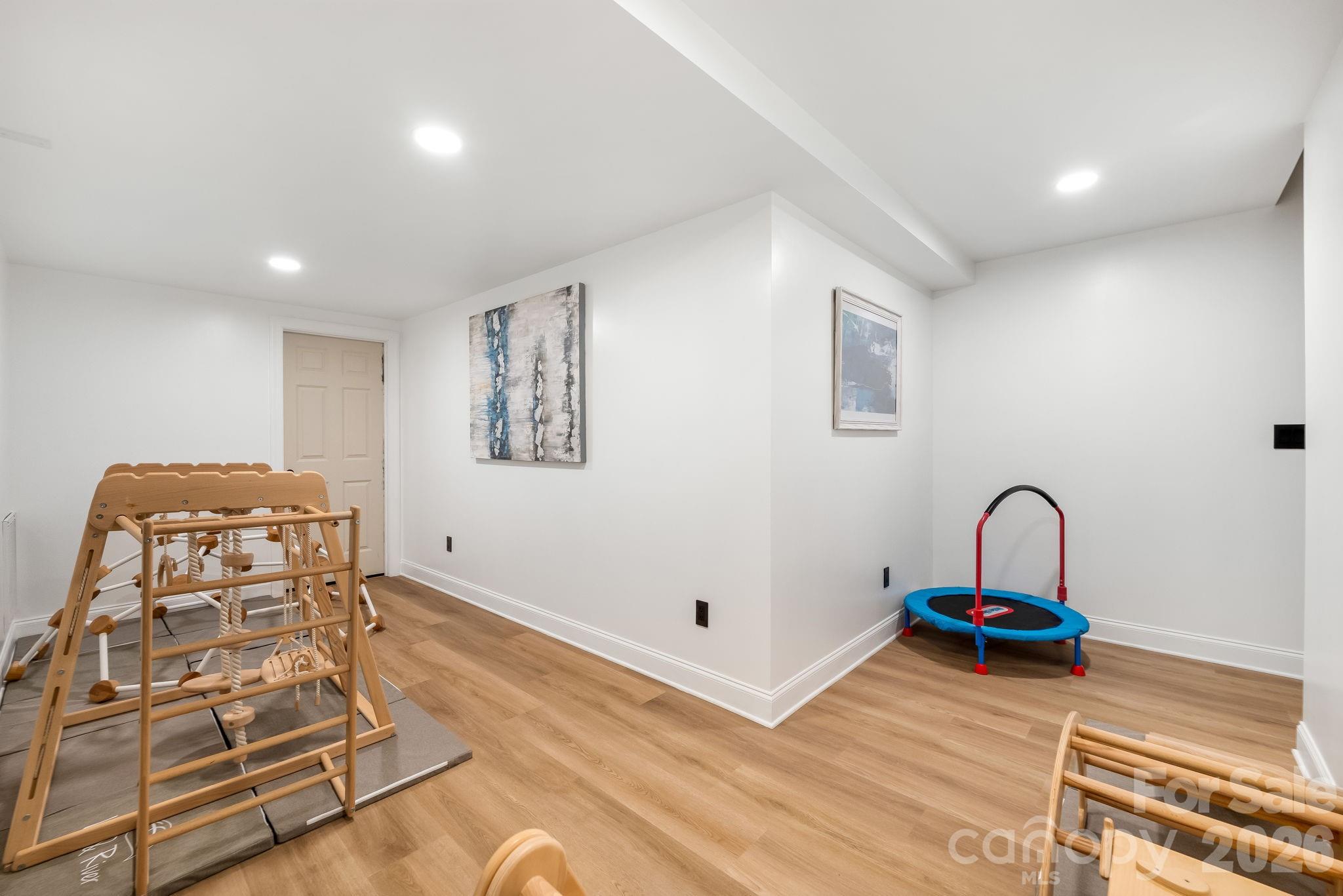 10610 Rogalla Drive — Charlotte