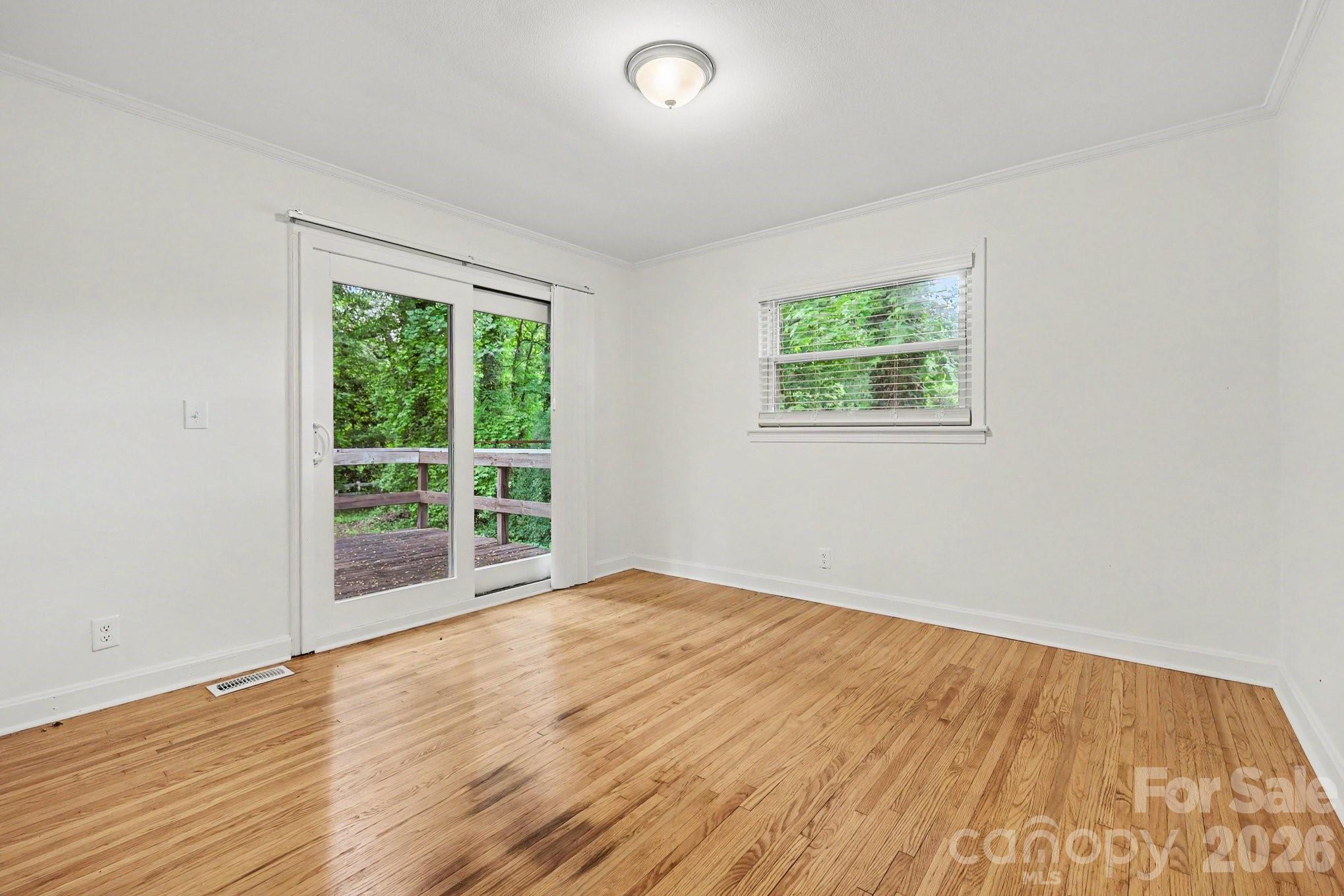 676 Sedgefield Street SW — Concord