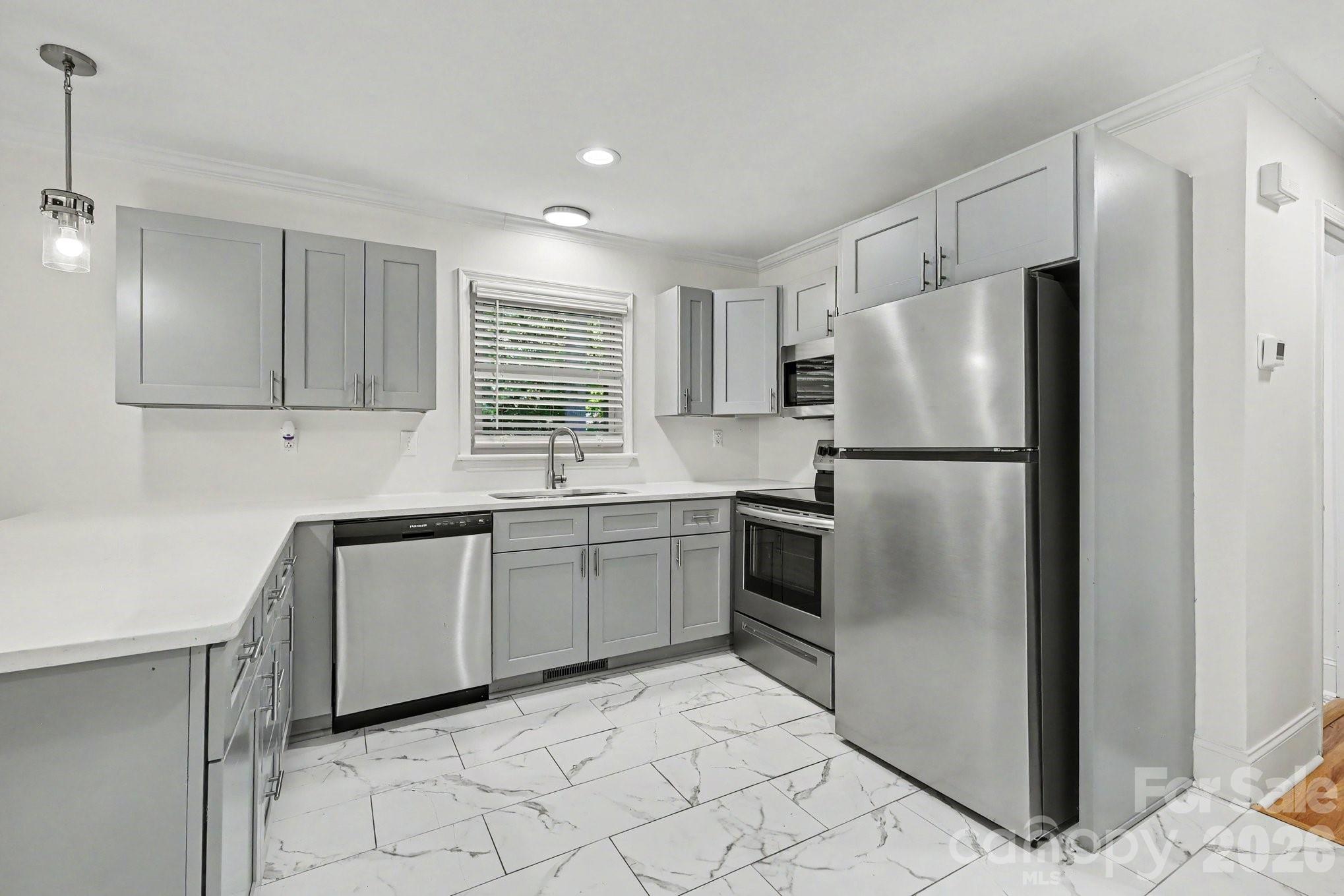 676 Sedgefield Street SW — Concord