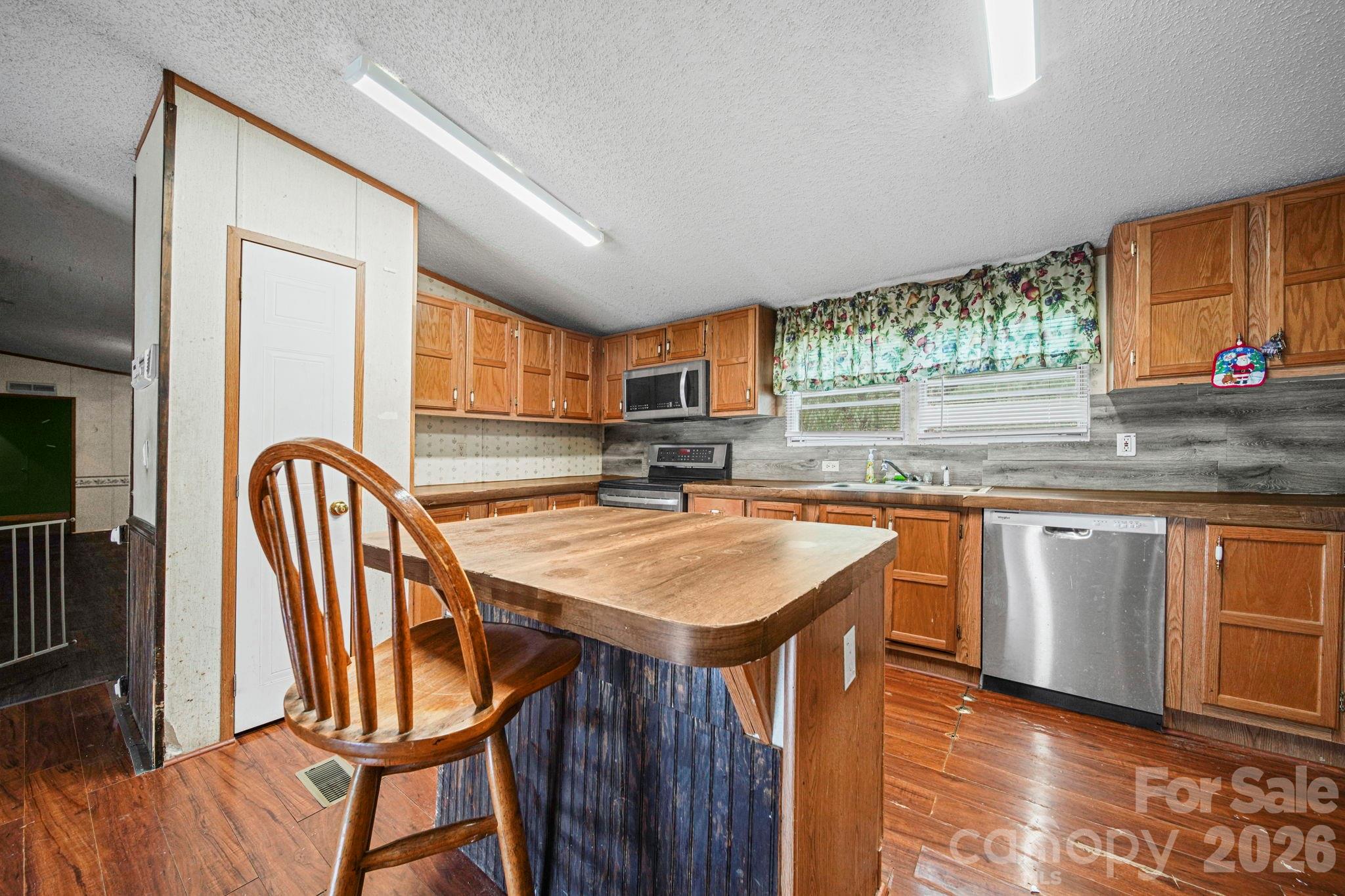 2411 Shoal Creek Church Road — Shelby