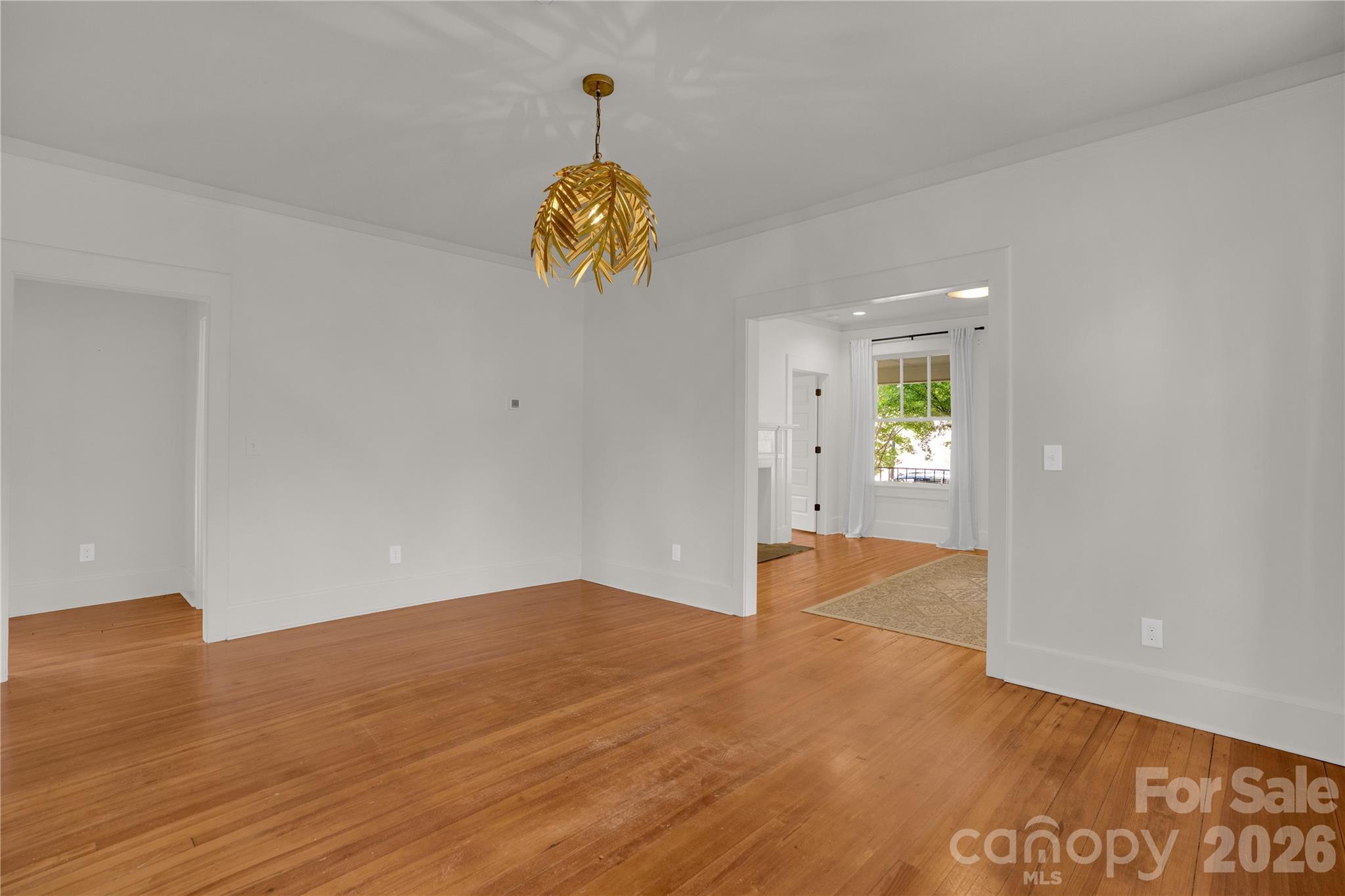 2418 Clark Street — Columbia