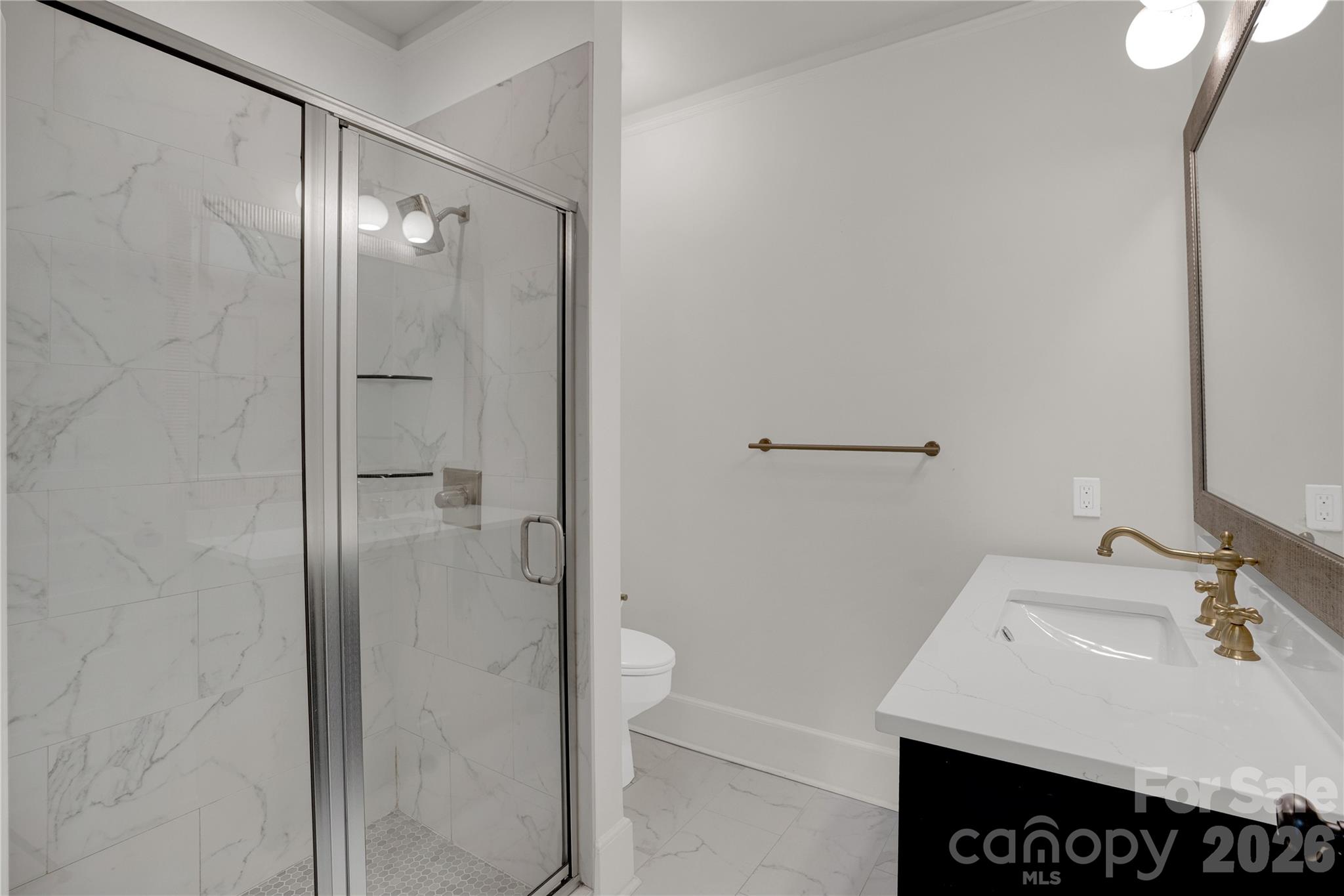 2418 Clark Street — Columbia