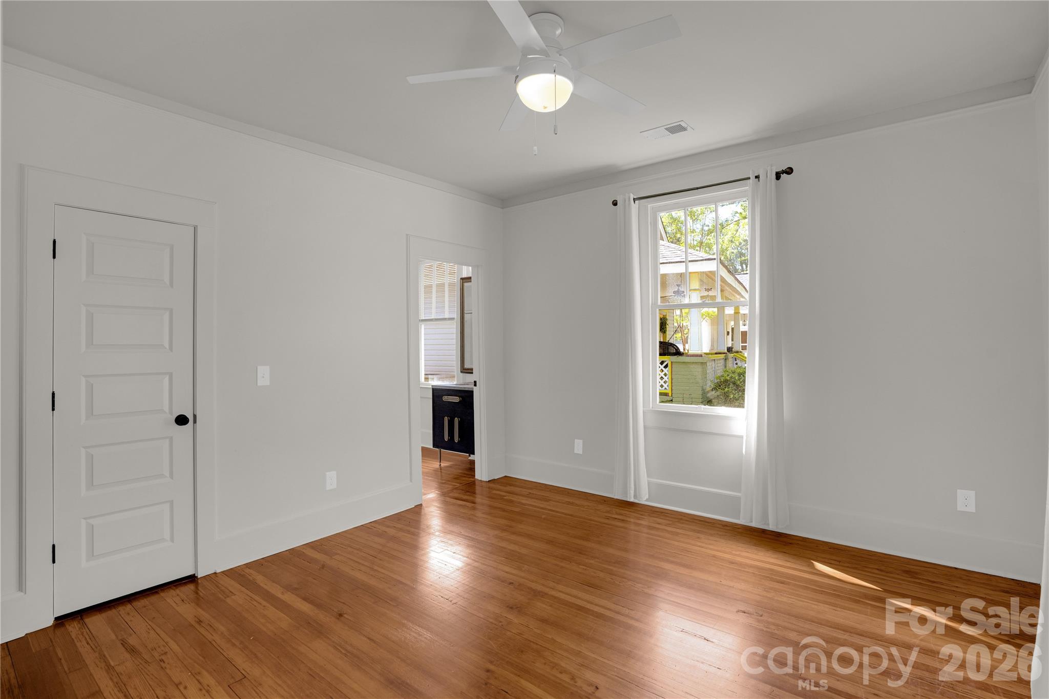 2418 Clark Street — Columbia