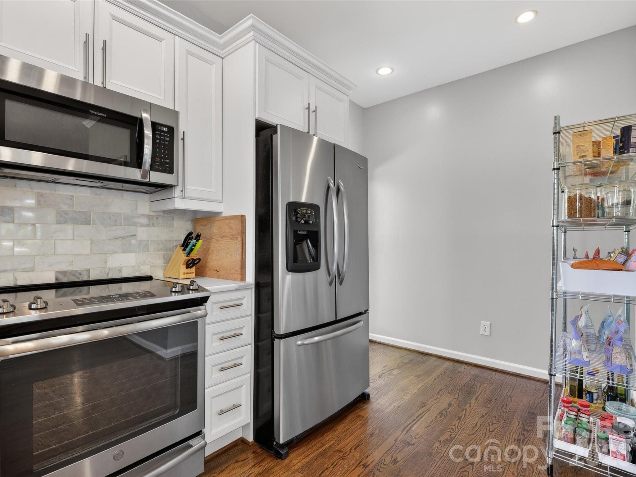 2204 Winthrop Avenue — Charlotte