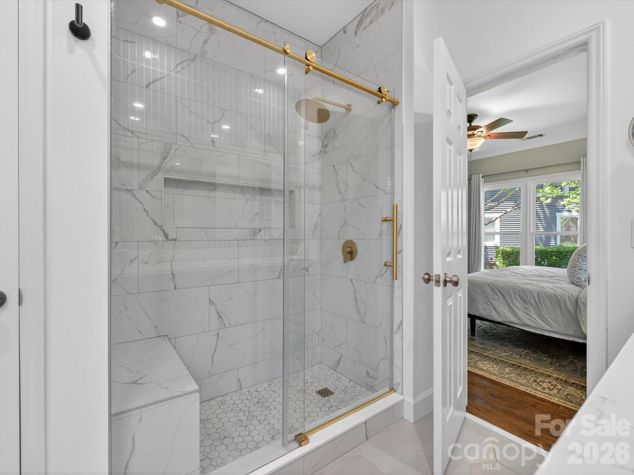 2204 Winthrop Avenue — Charlotte