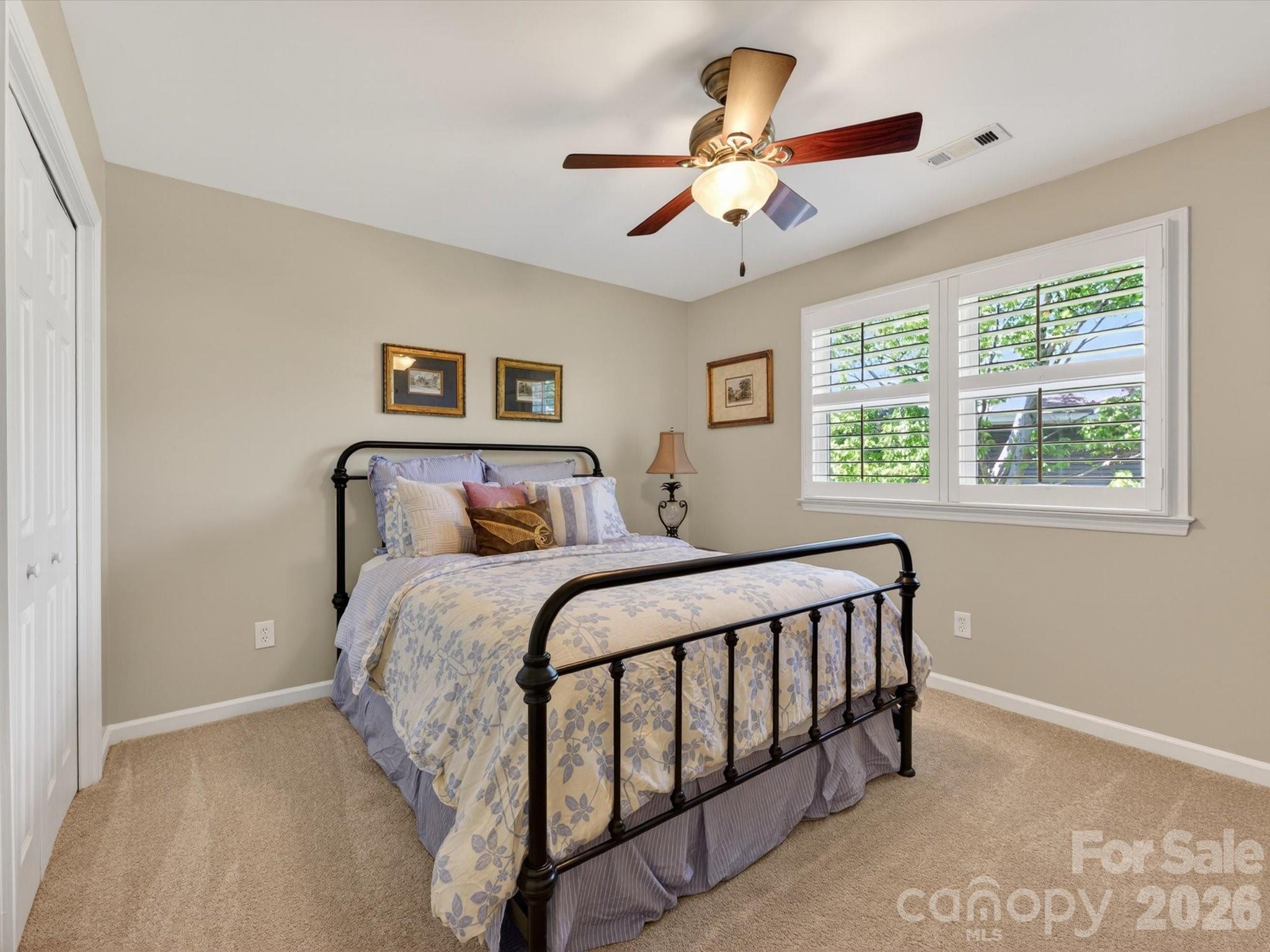 2204 Winthrop Avenue — Charlotte