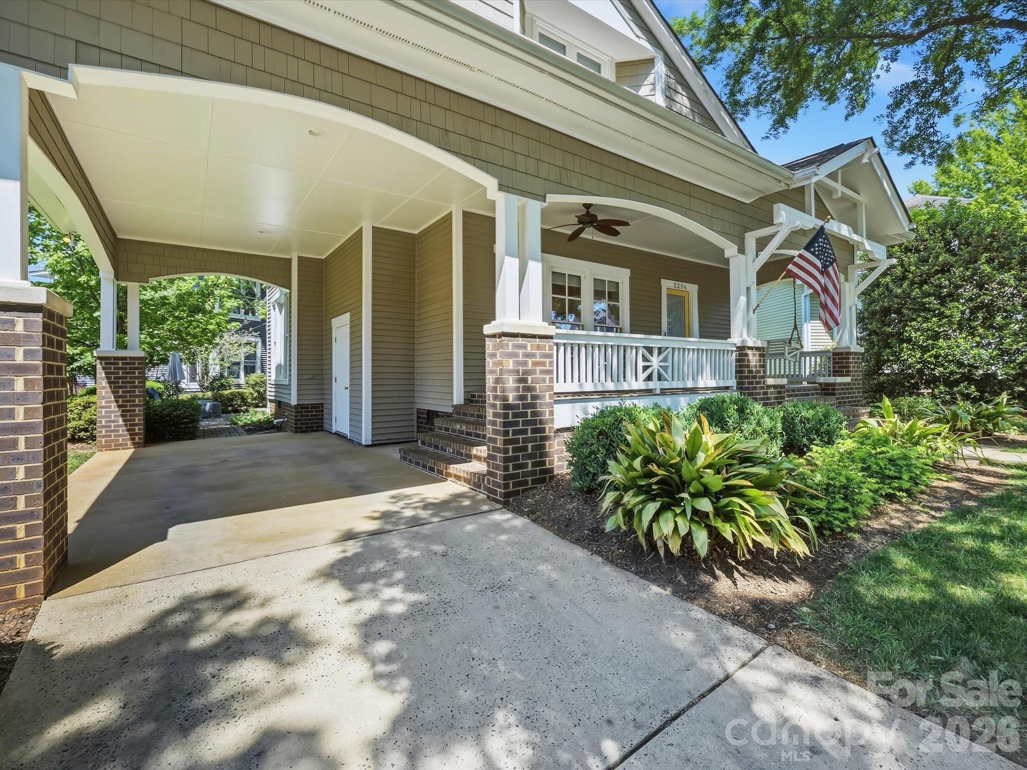 2204 Winthrop Avenue — Charlotte