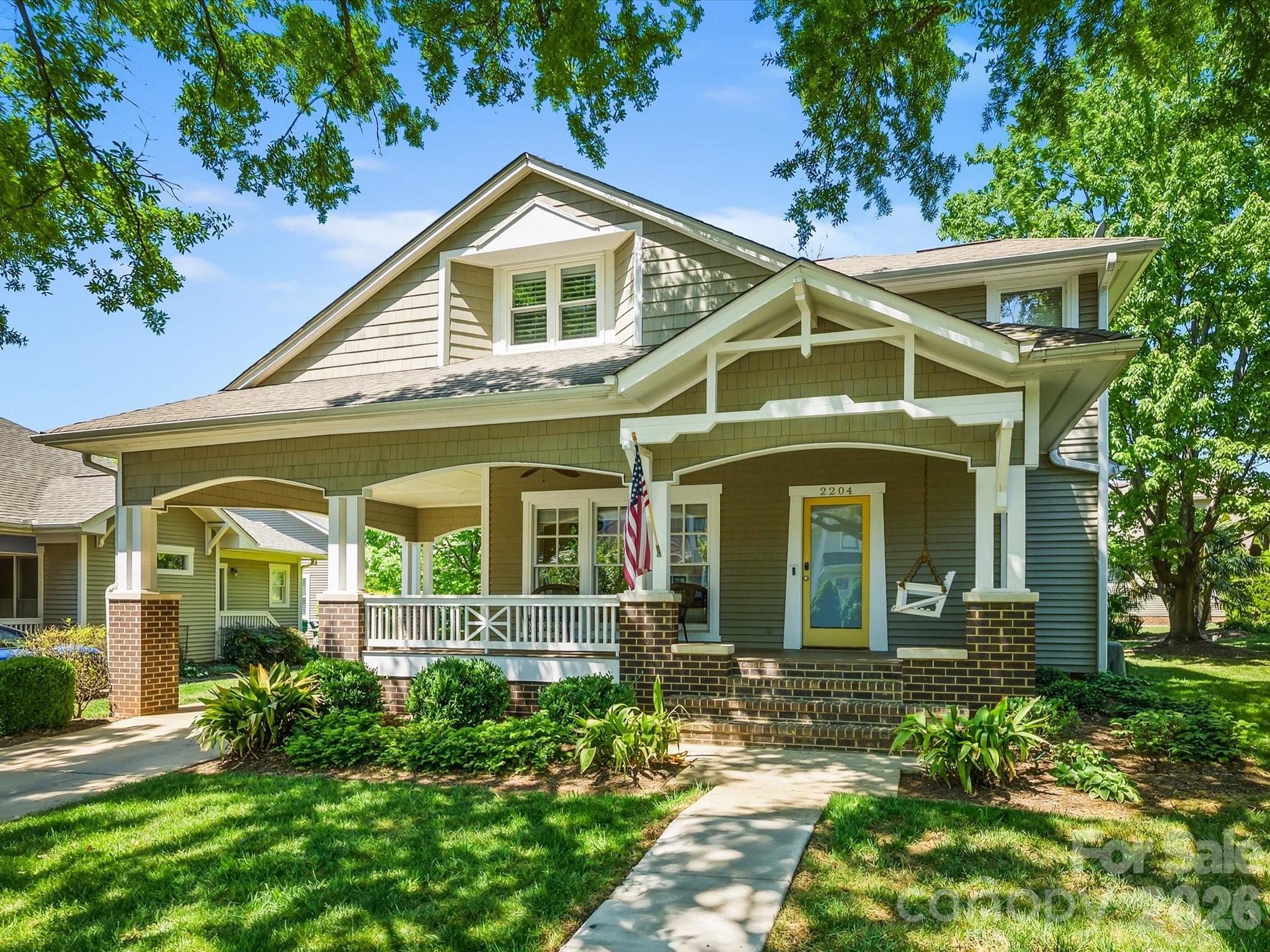 2204 Winthrop Avenue — Charlotte