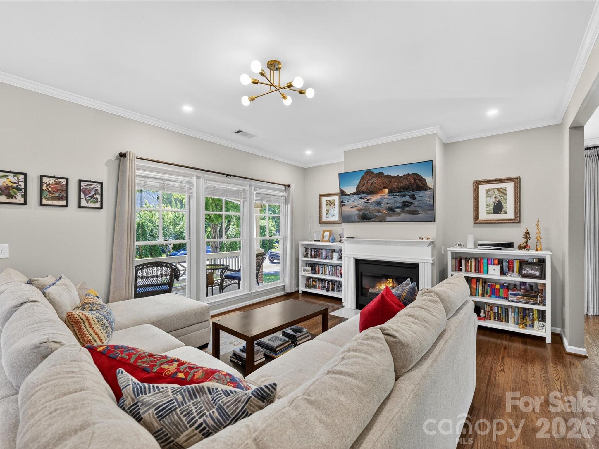 2204 Winthrop Avenue — Charlotte