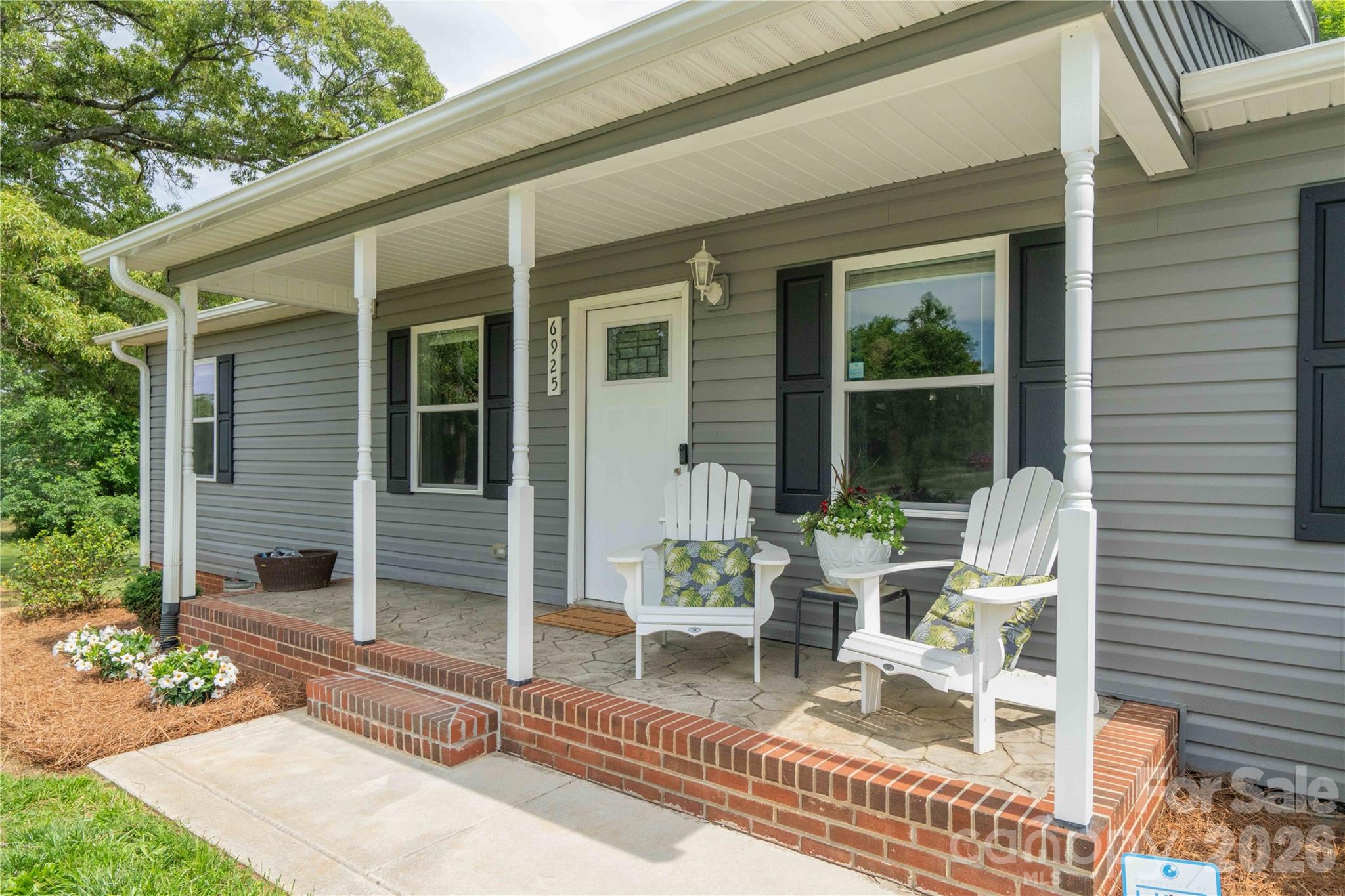 6925 S Nc Highway 150 Highway — Lexington
