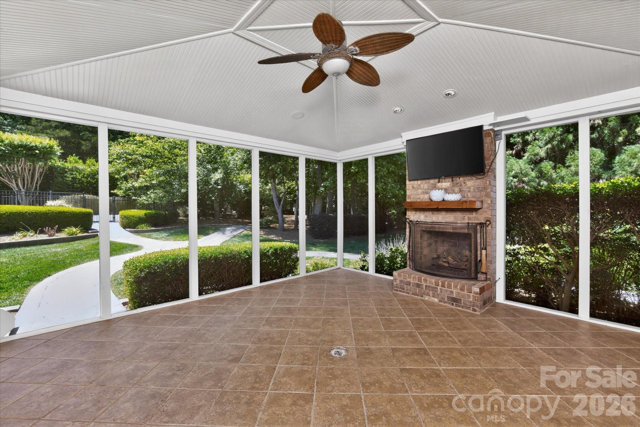9223 Skipaway Drive — Waxhaw