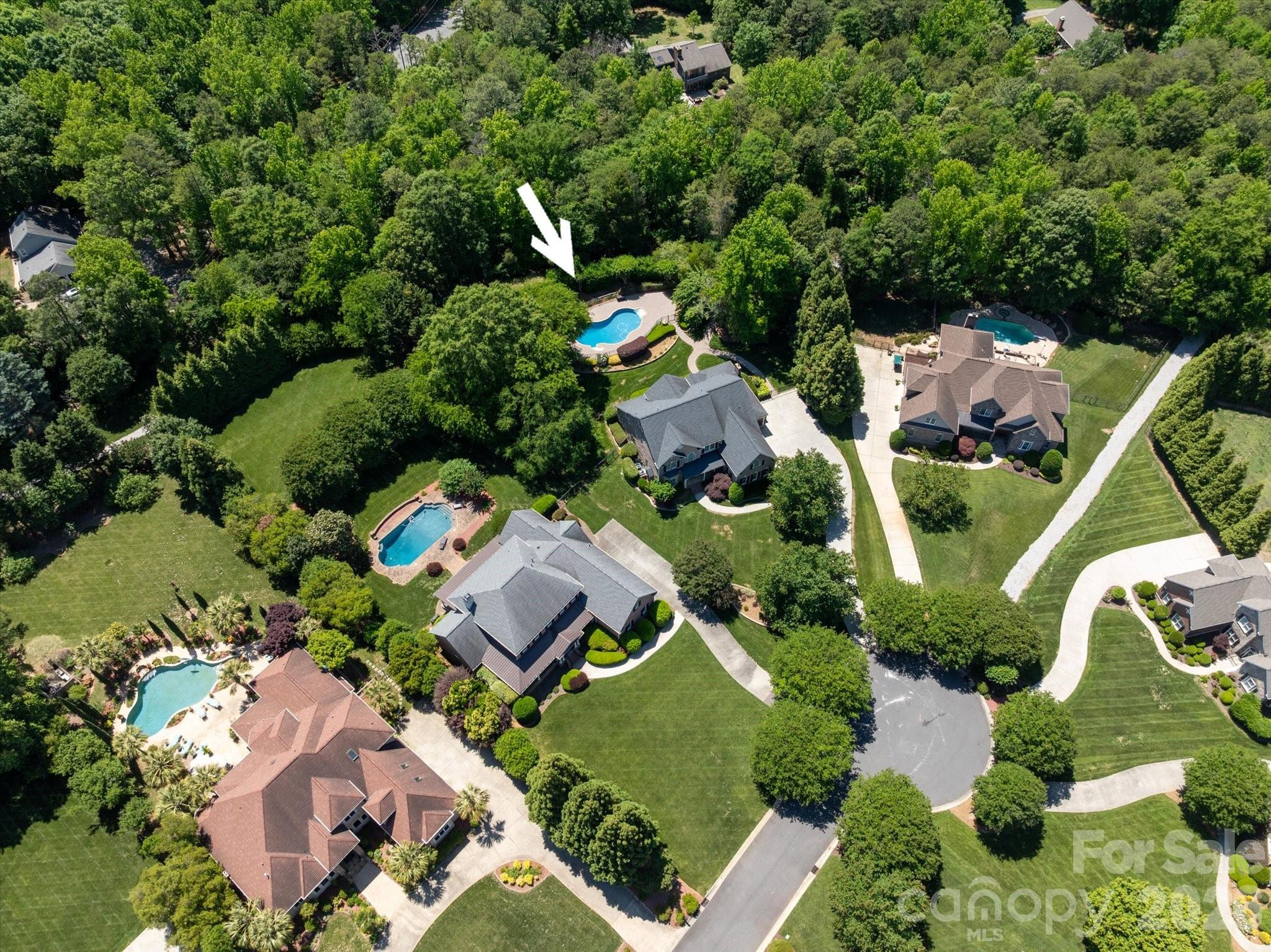 9223 Skipaway Drive — Waxhaw