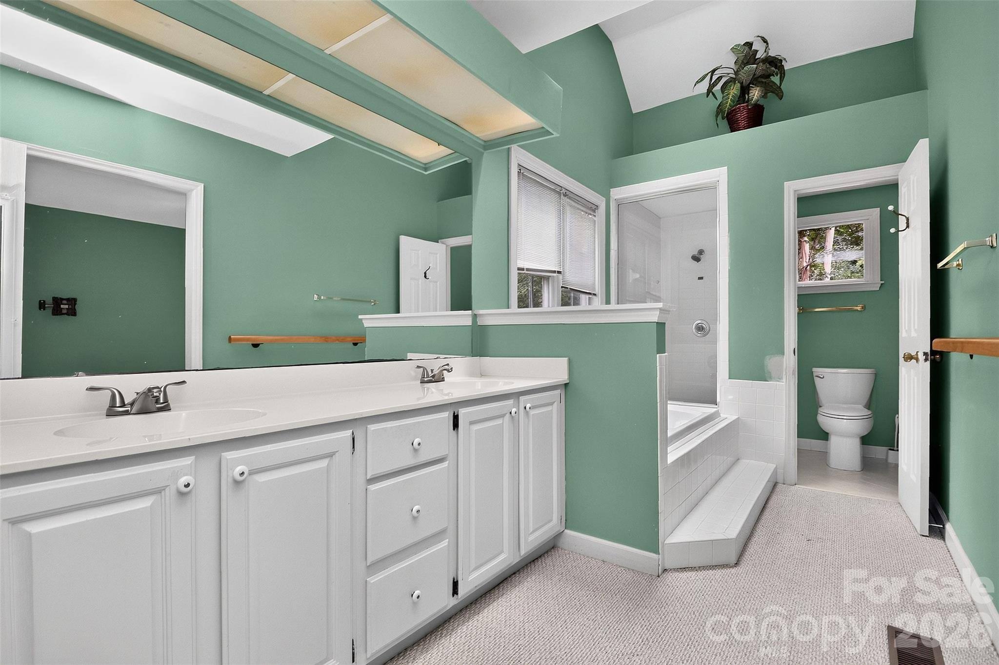 10316 Johns Towne Drive — Charlotte