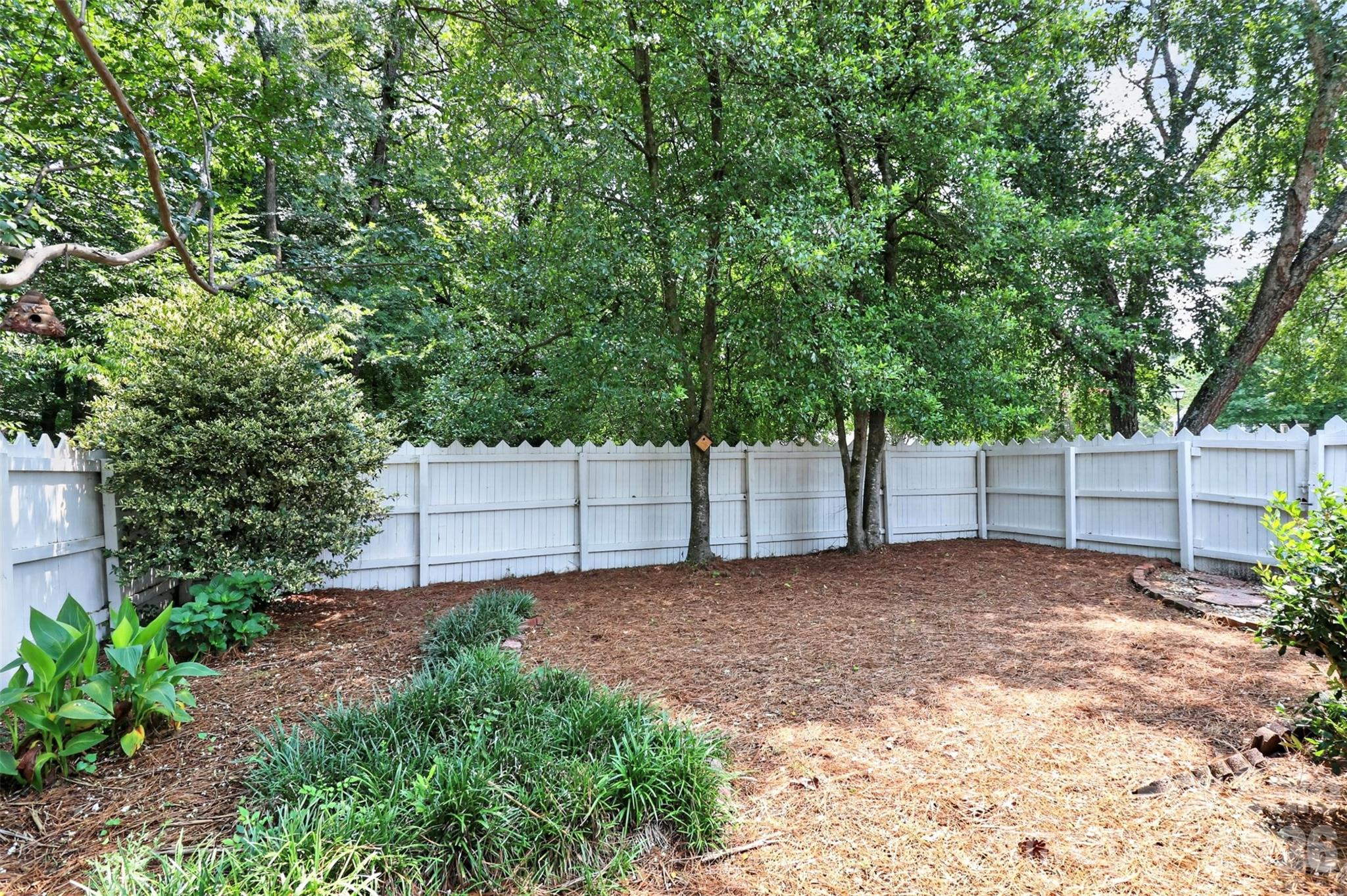 10316 Johns Towne Drive — Charlotte