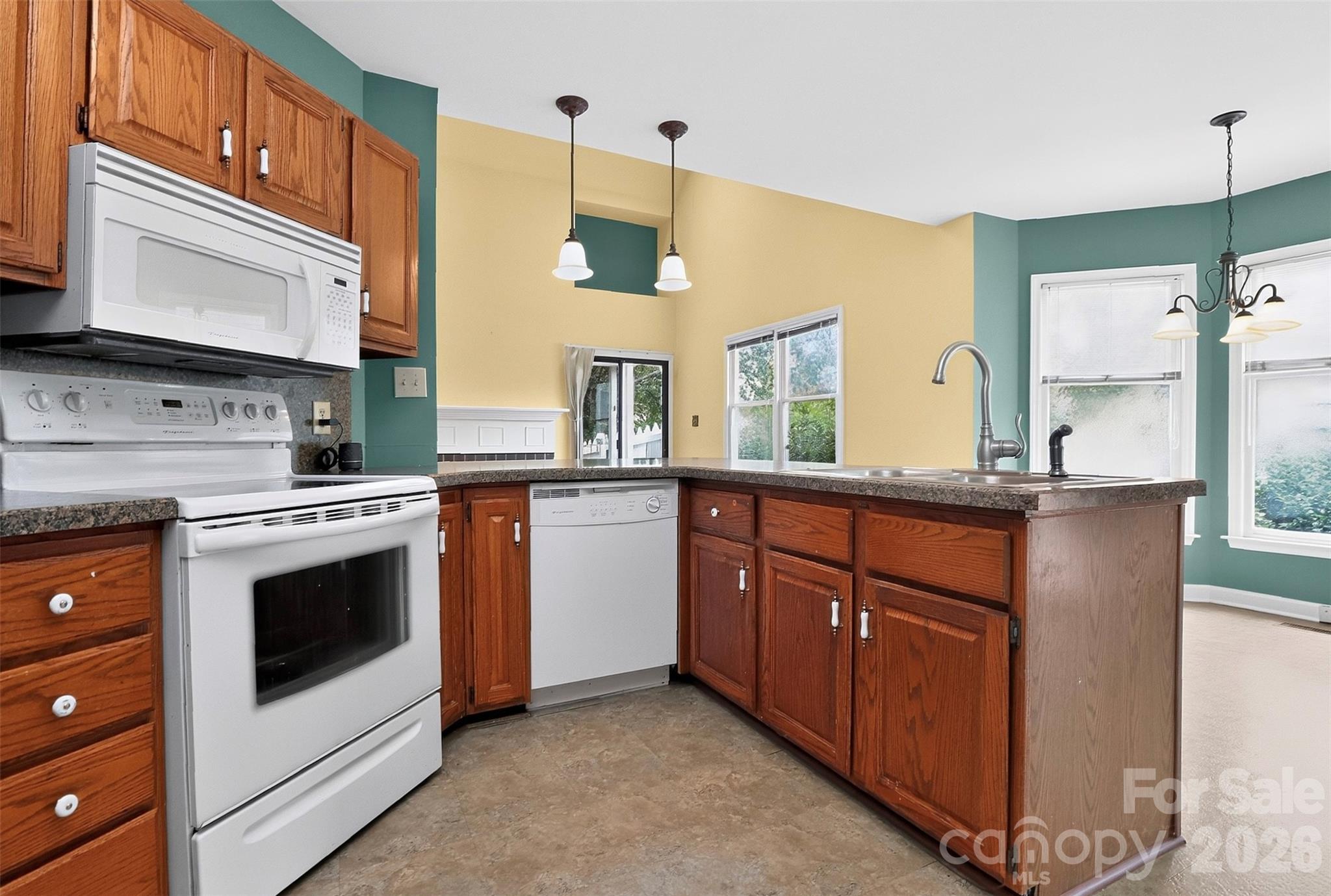 10316 Johns Towne Drive — Charlotte