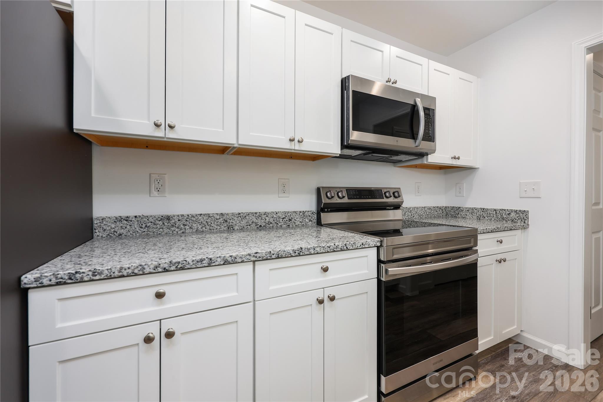 1602 Friendship Ledford Road — Winston Salem