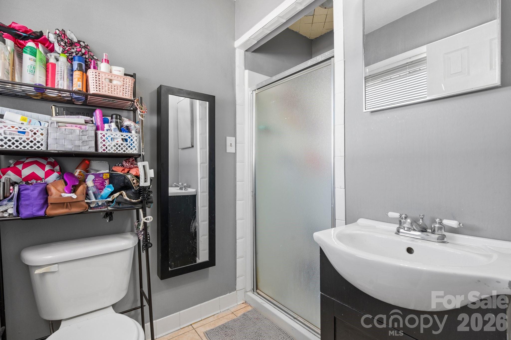 2596 SweetBriar Circle — Lenoir