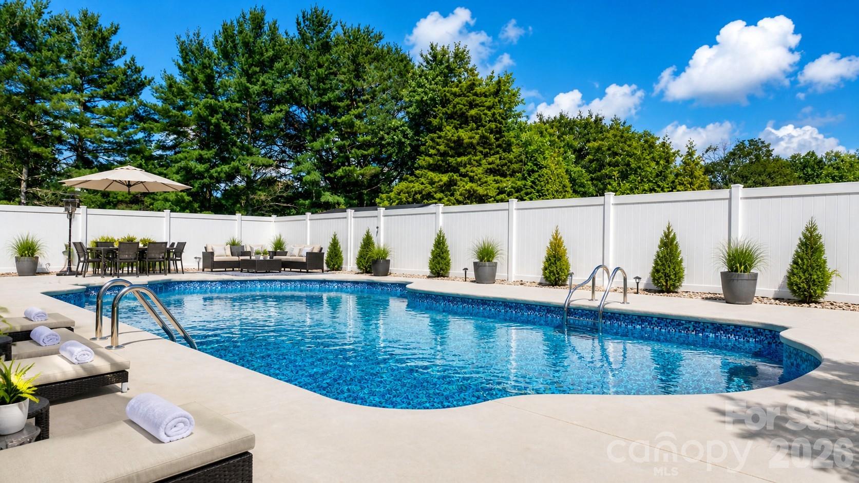 2596 SweetBriar Circle — Lenoir