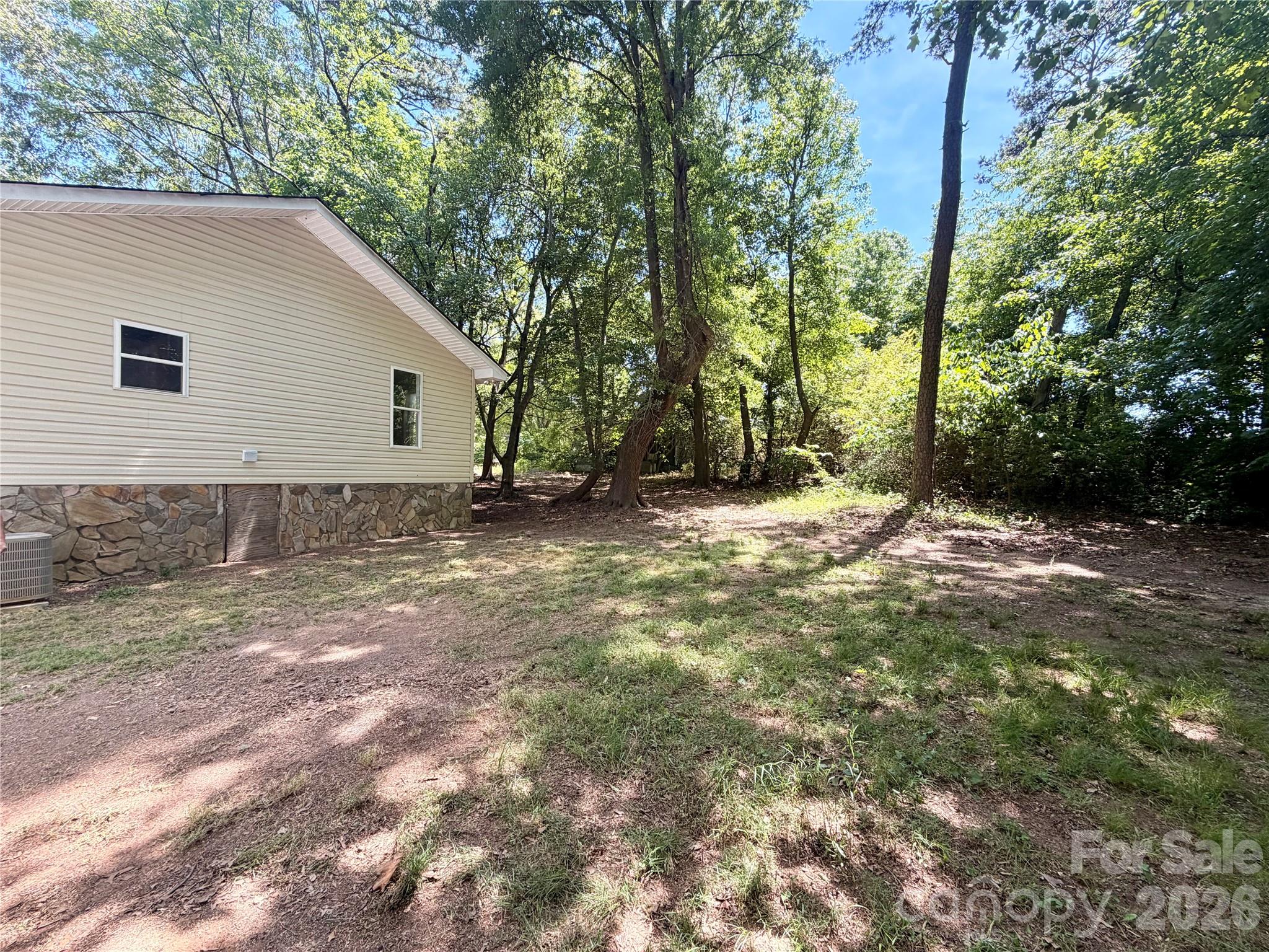 3910 Oakwood Circle — Iron Station