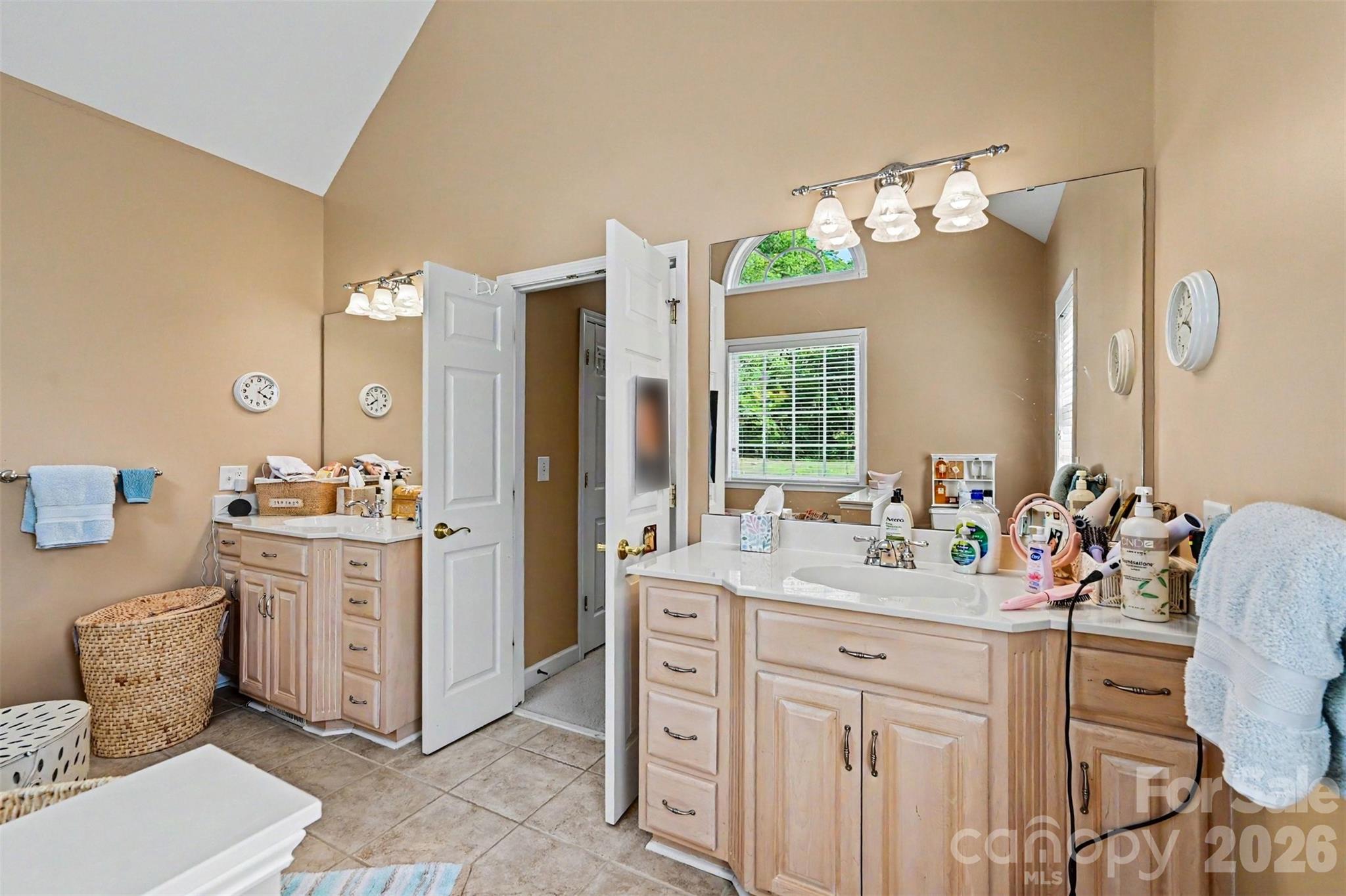 3960 Troon Drive SW — Concord