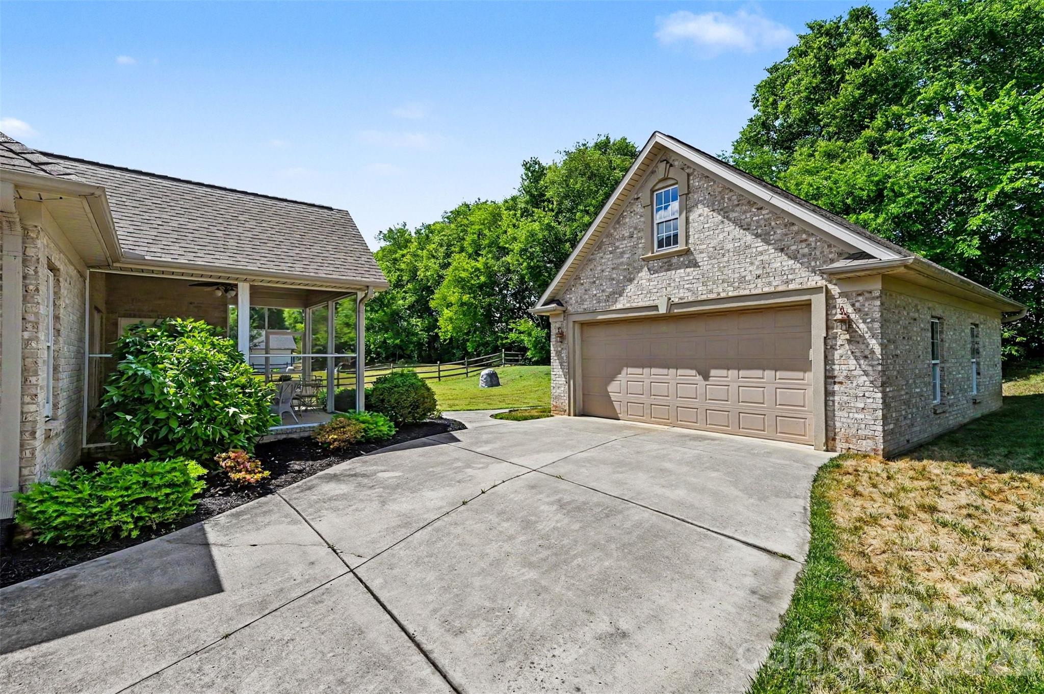 3960 Troon Drive SW — Concord