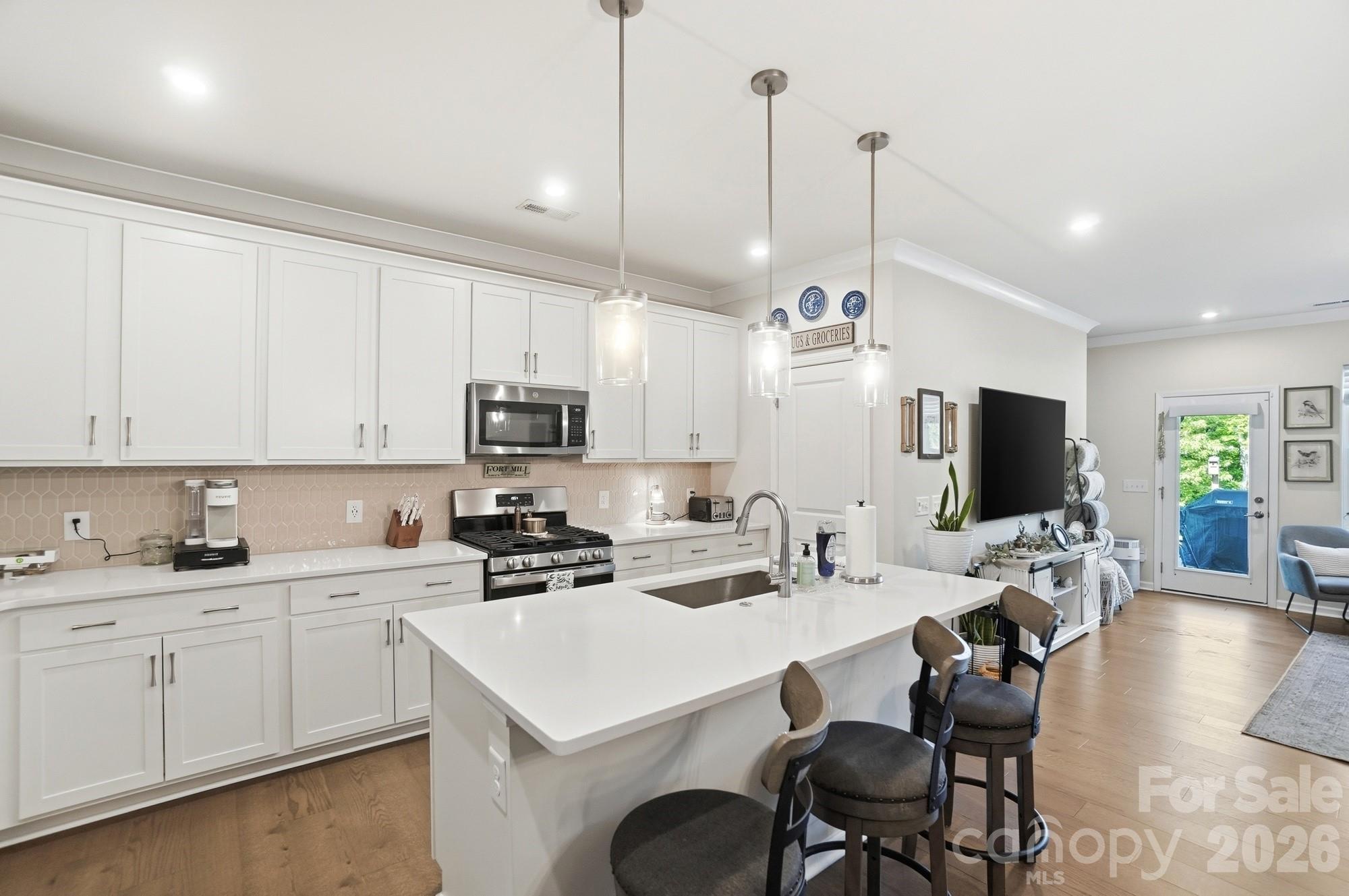 537 Madison Falls Court — Fort Mill