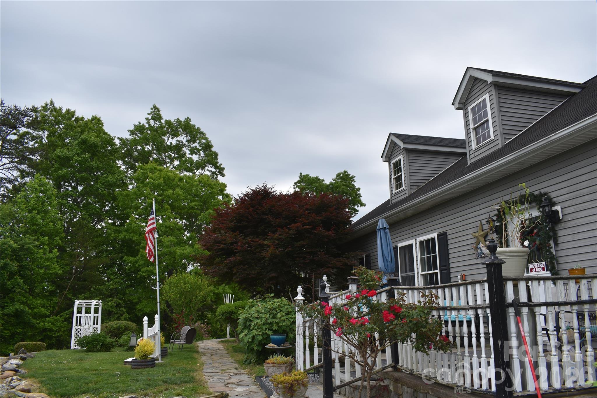25 Triton Way — Old Fort