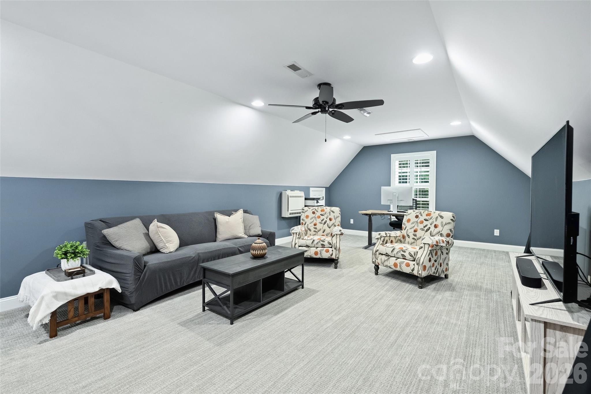 9470 Hutchinson Lane — Charlotte