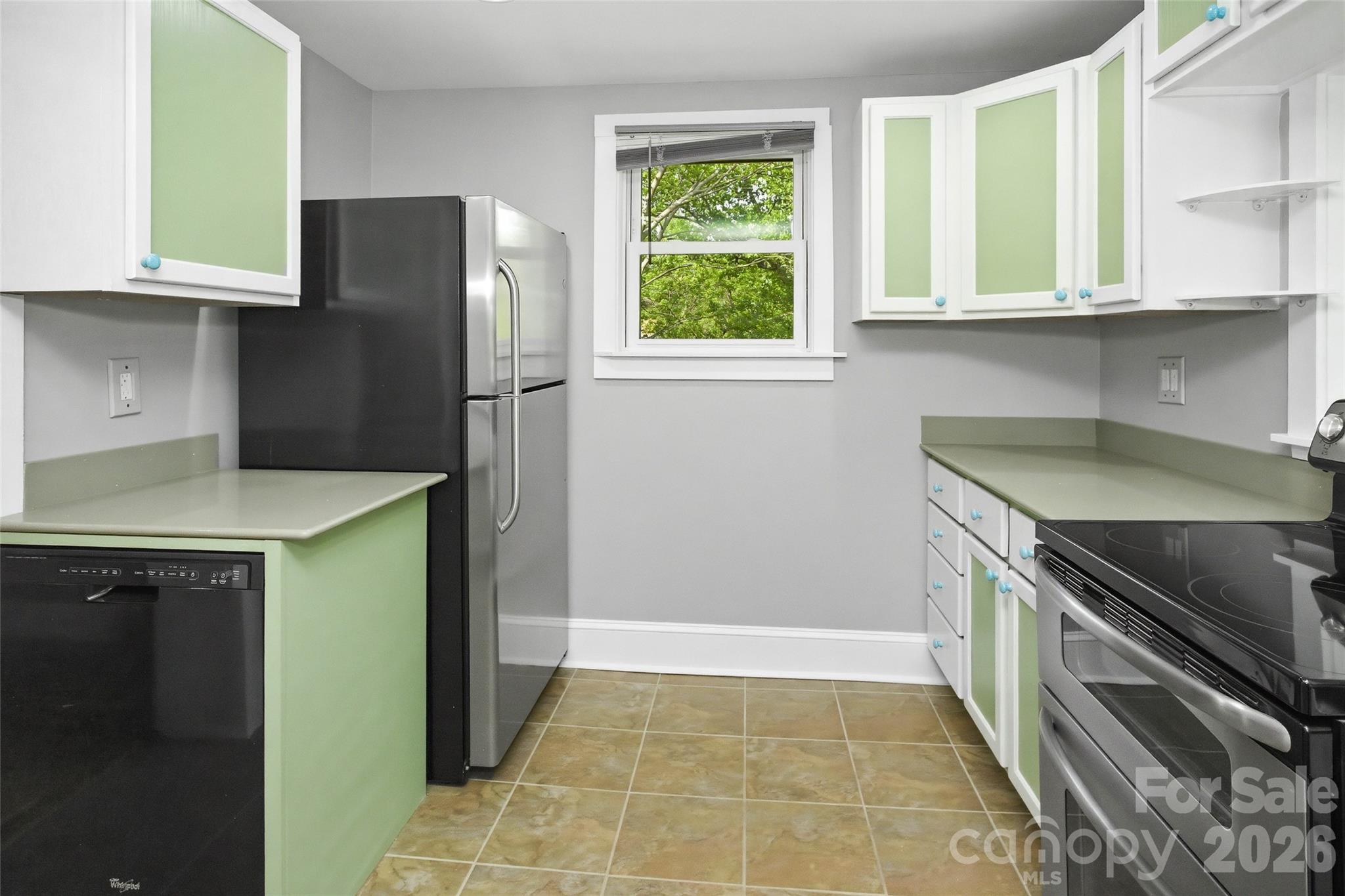 70 Cedar Street — Asheville