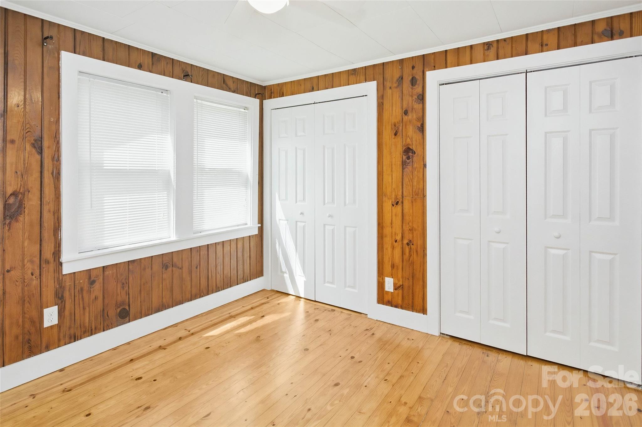 70 Cedar Street — Asheville