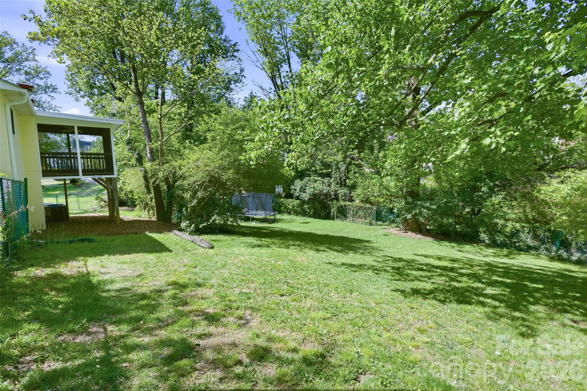 70 Cedar Street — Asheville