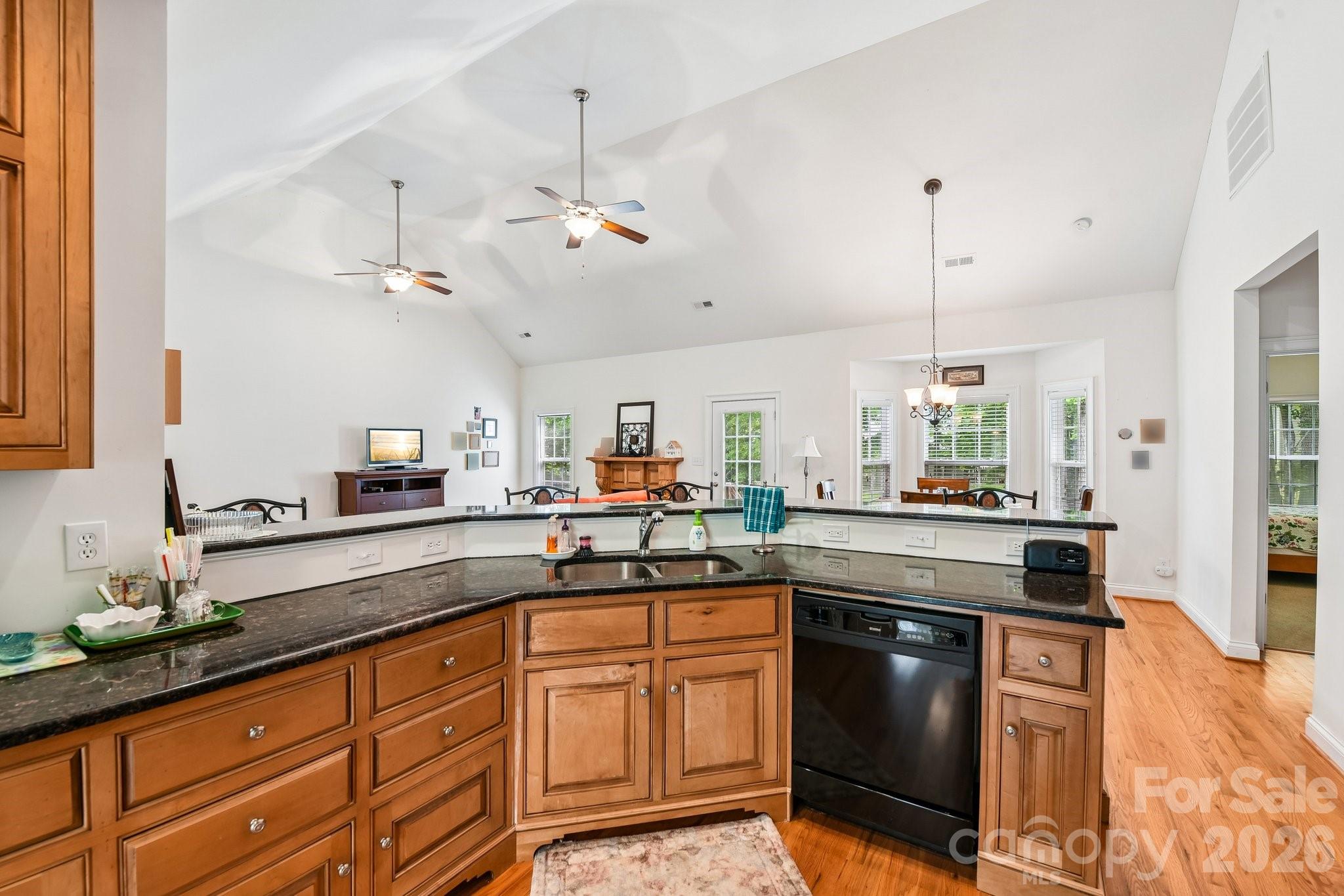 12200 Bronx Drive — Huntersville