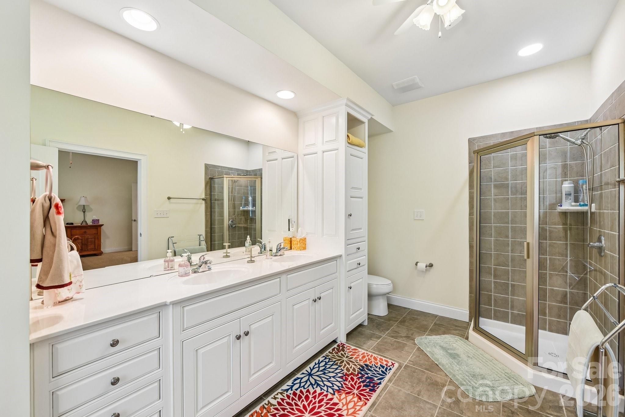 12200 Bronx Drive — Huntersville