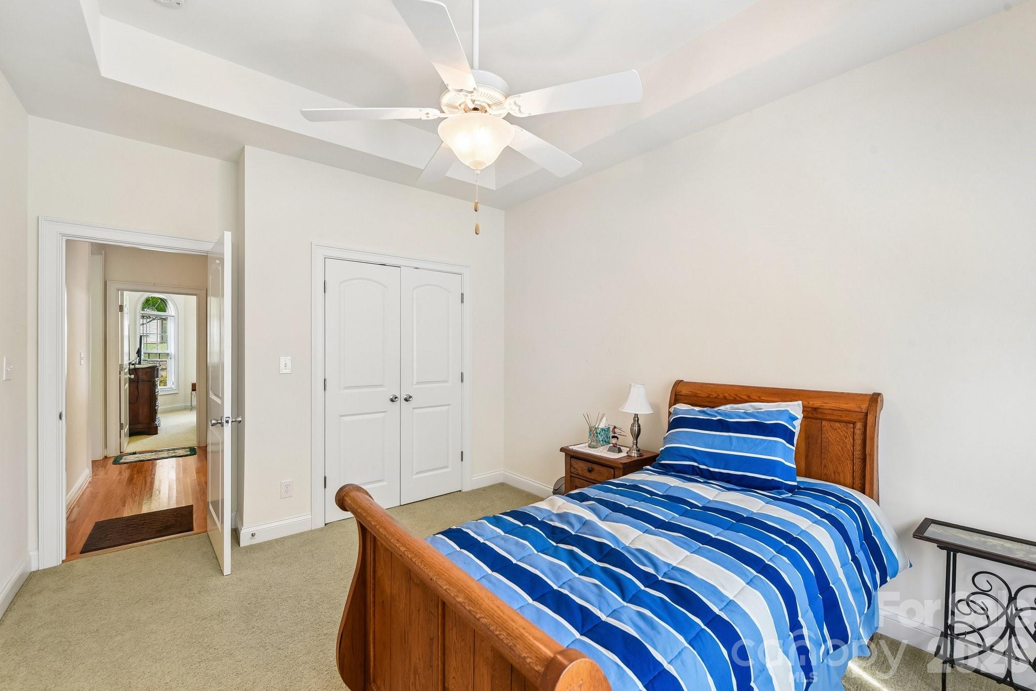 12200 Bronx Drive — Huntersville