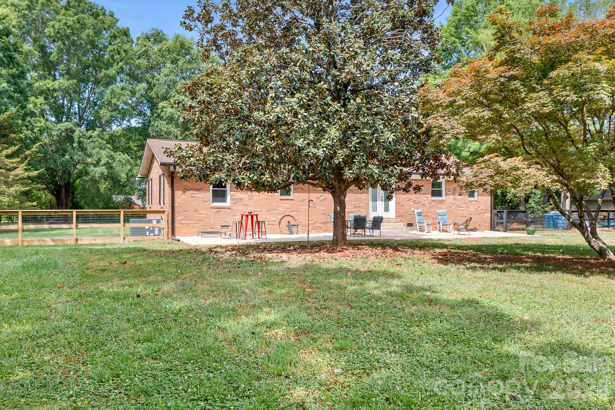 580 Odell School Road — Concord