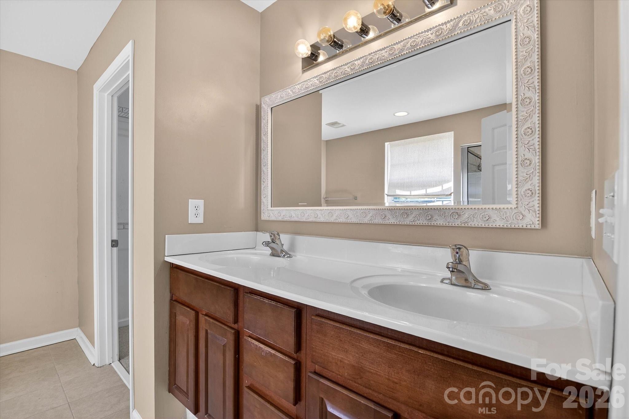13506 Boulder Creek Drive — Charlotte