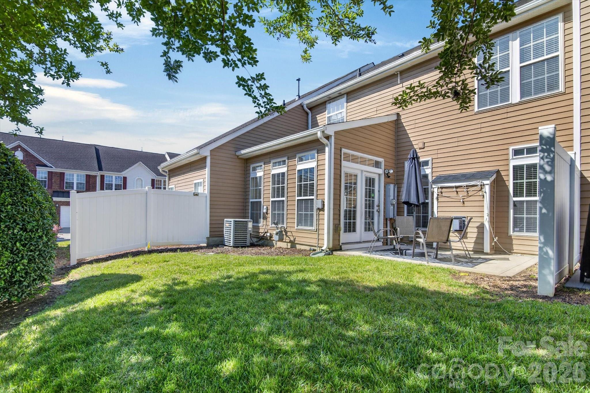 13506 Boulder Creek Drive — Charlotte