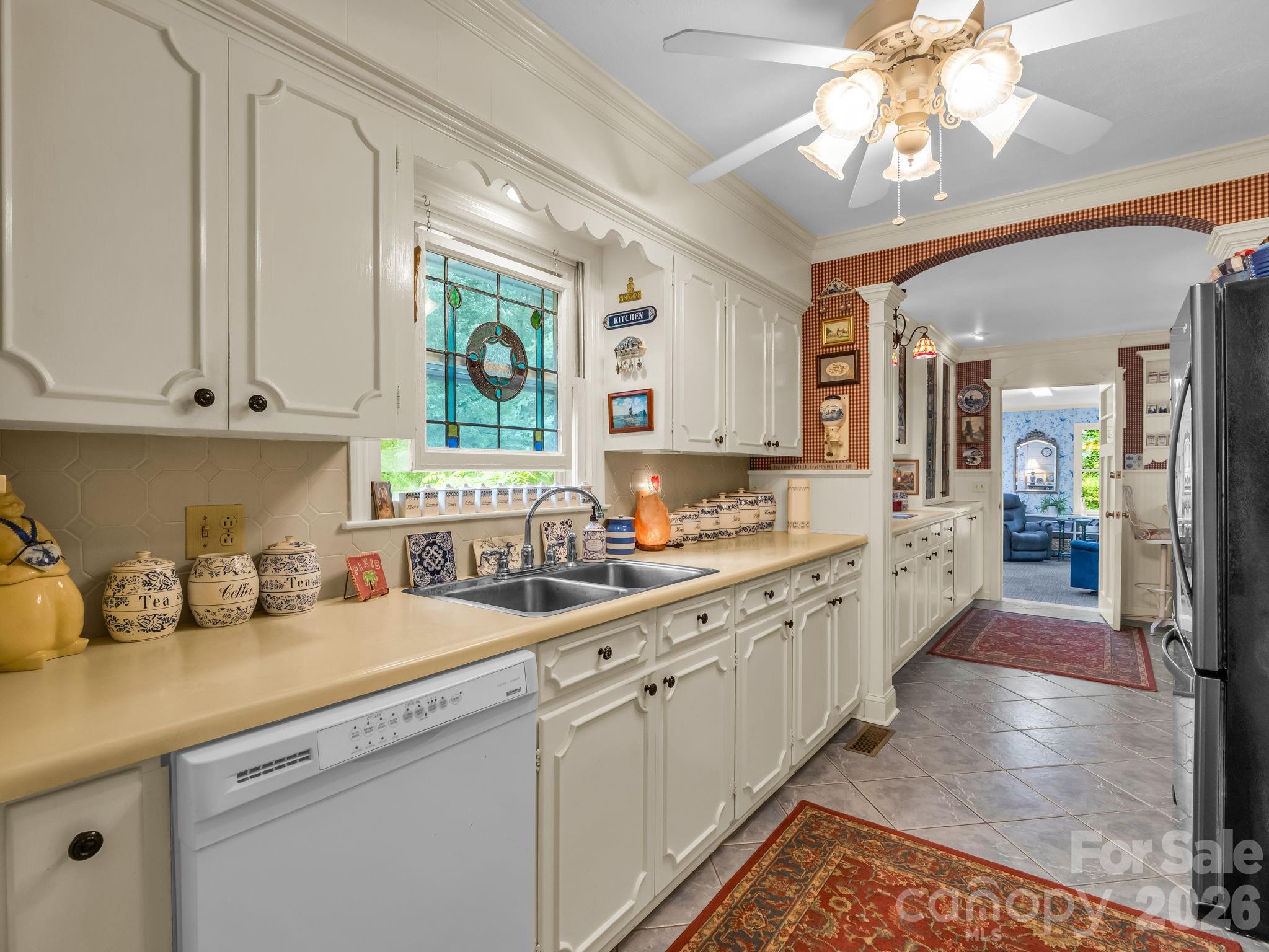 57 Tate Lane — Tryon