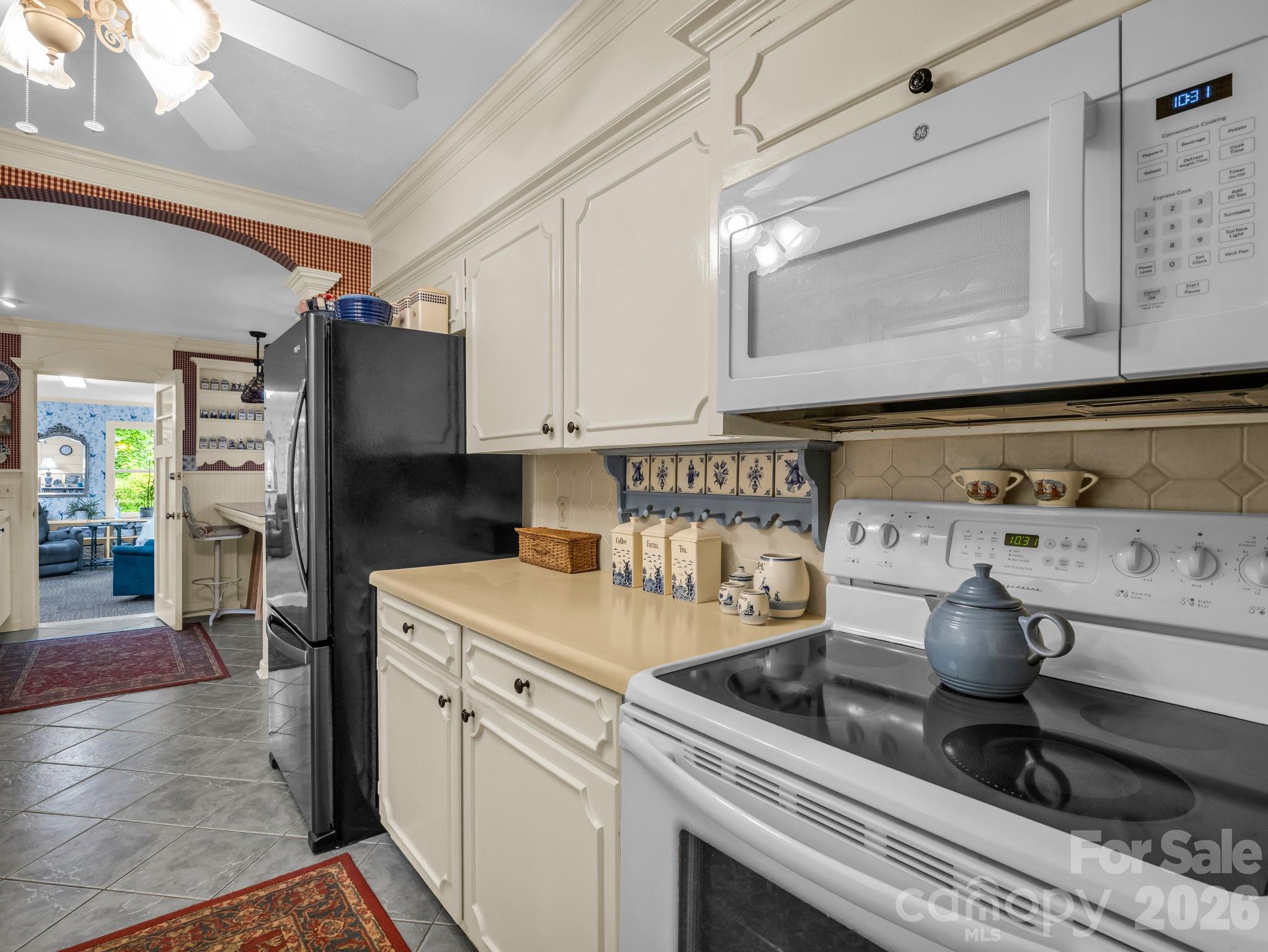 57 Tate Lane — Tryon