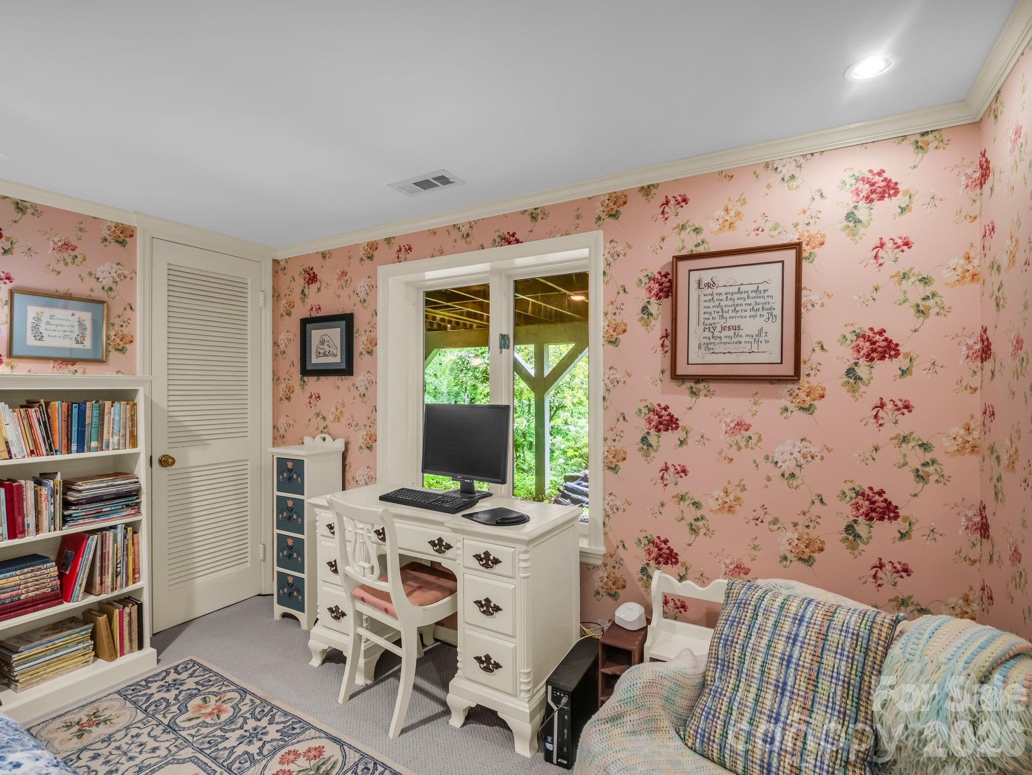 57 Tate Lane — Tryon