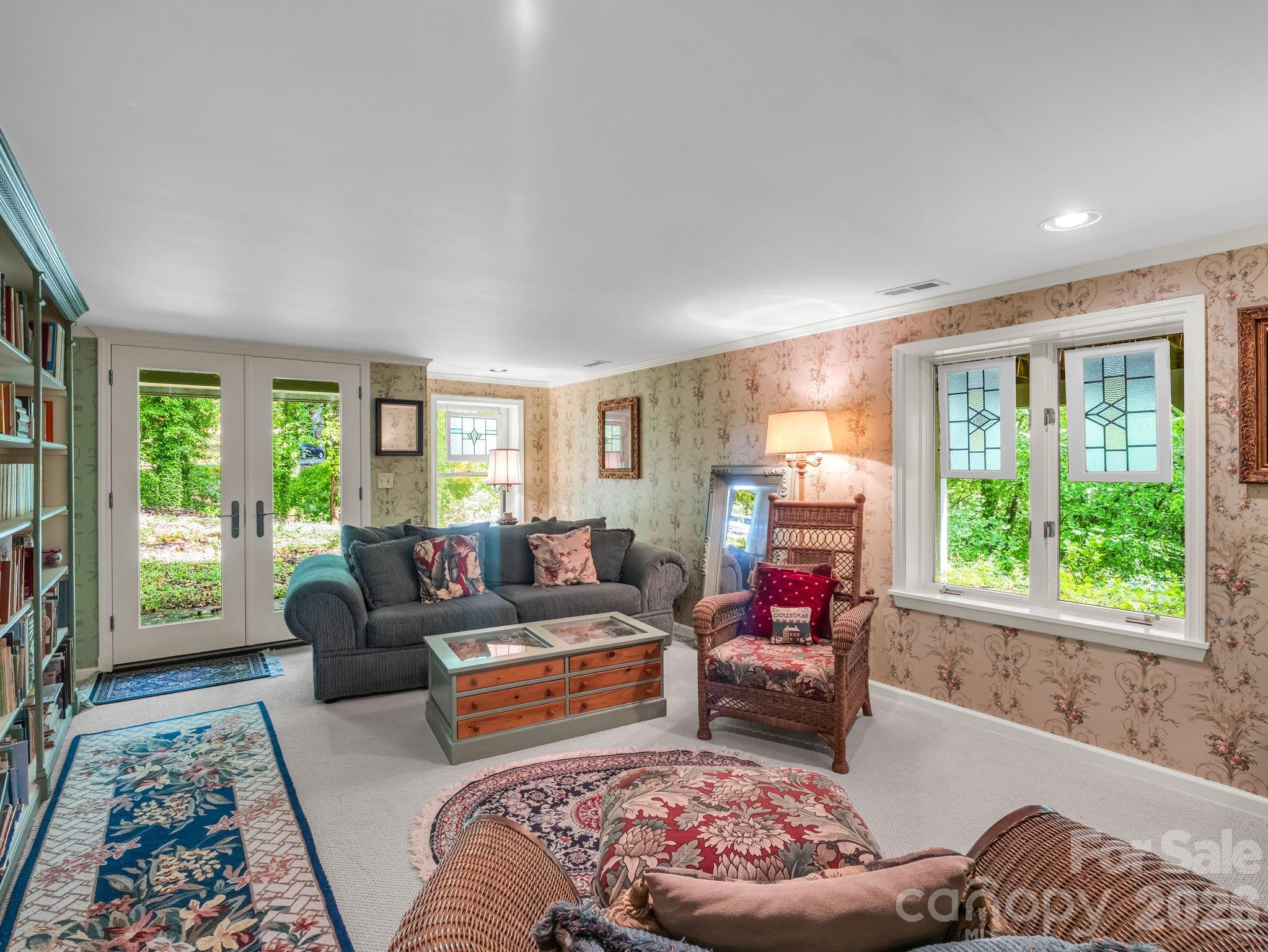 57 Tate Lane — Tryon