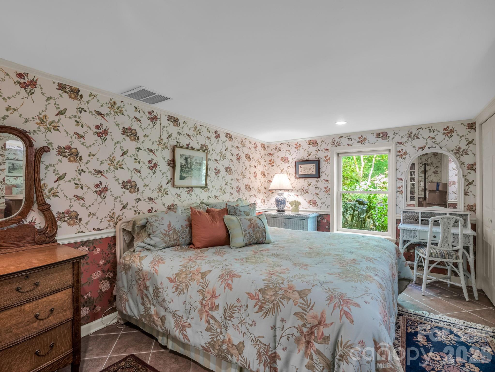 57 Tate Lane — Tryon